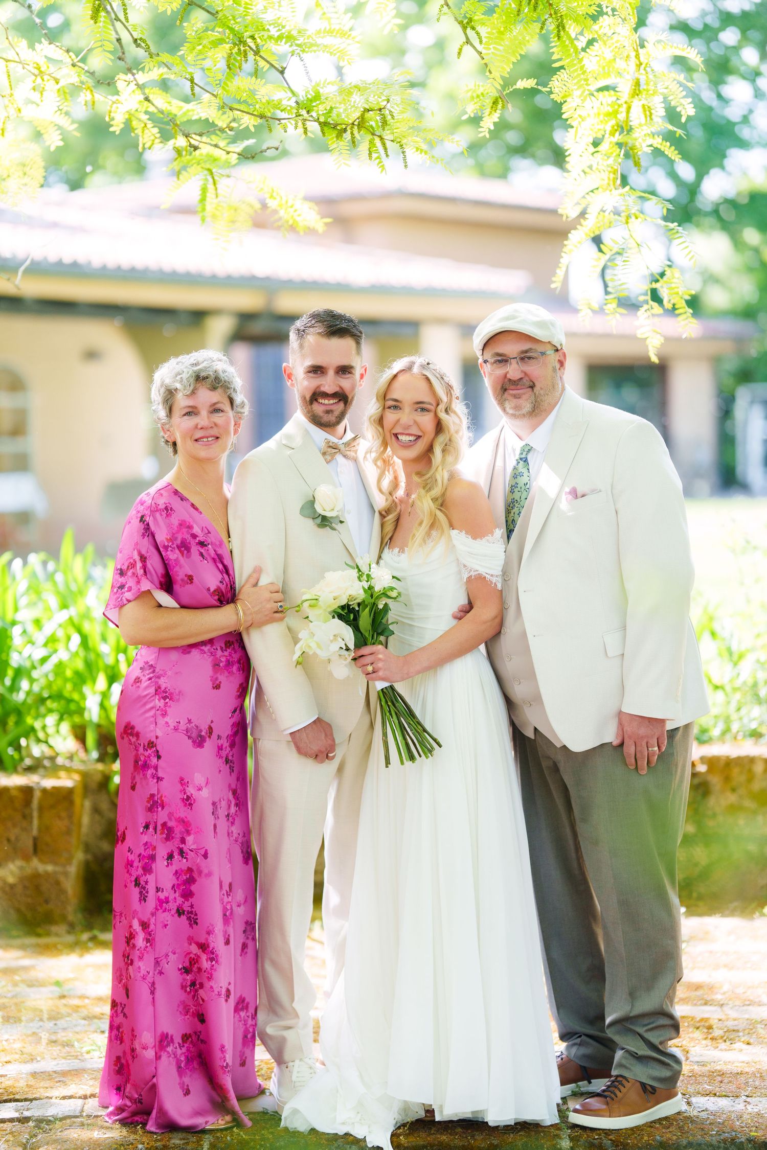 light and airy wedding photographer Italy