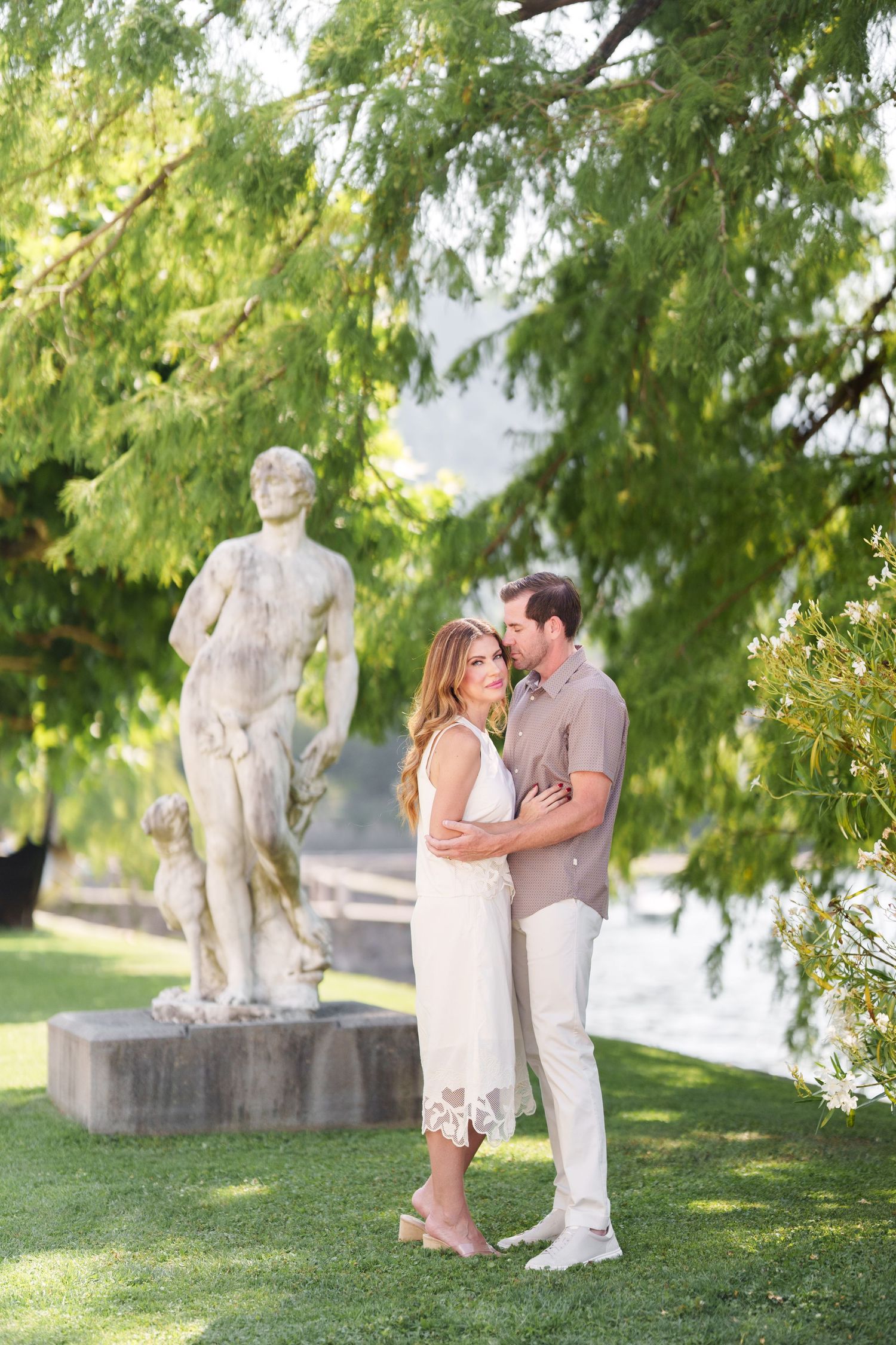 Professional Lake Como family photographer in Bellagio