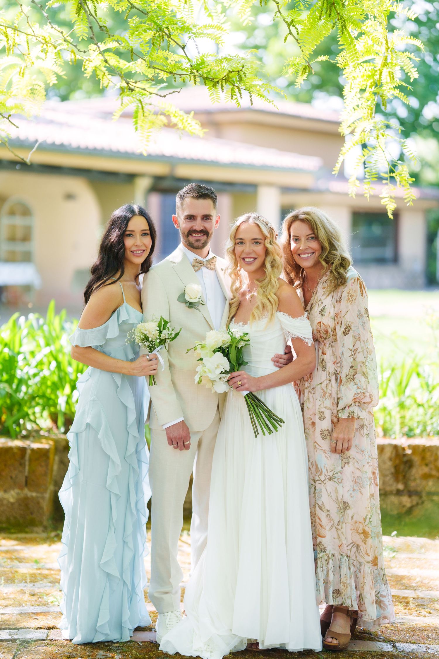 light and airy wedding photographer Italy