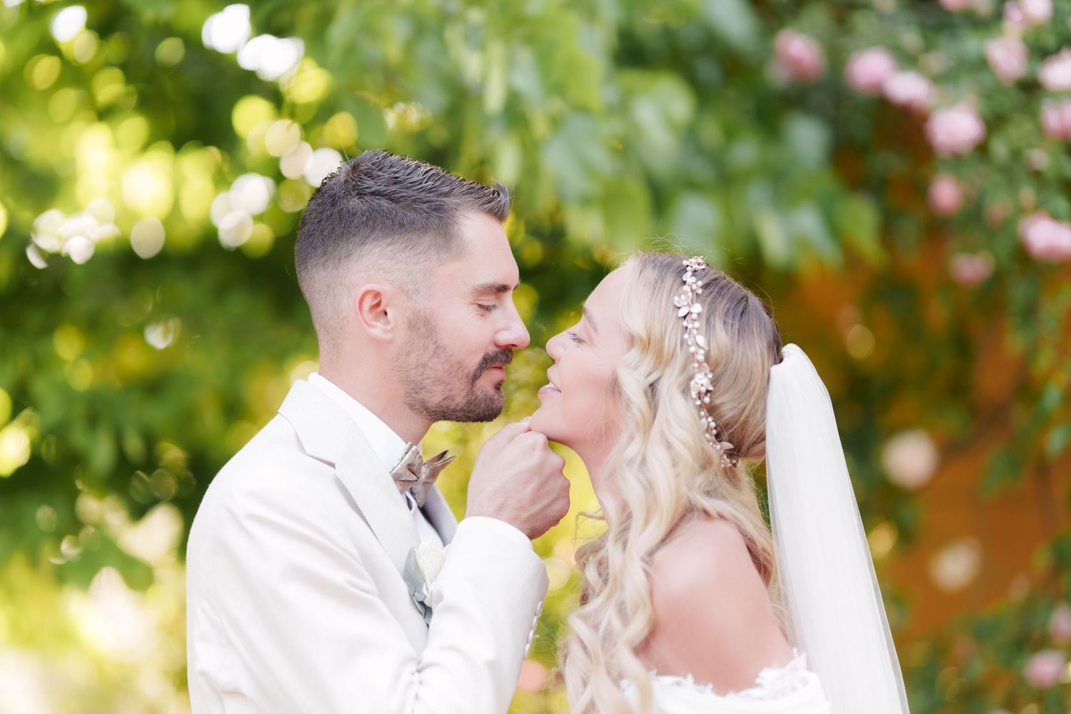 light and airy wedding photographer Italy