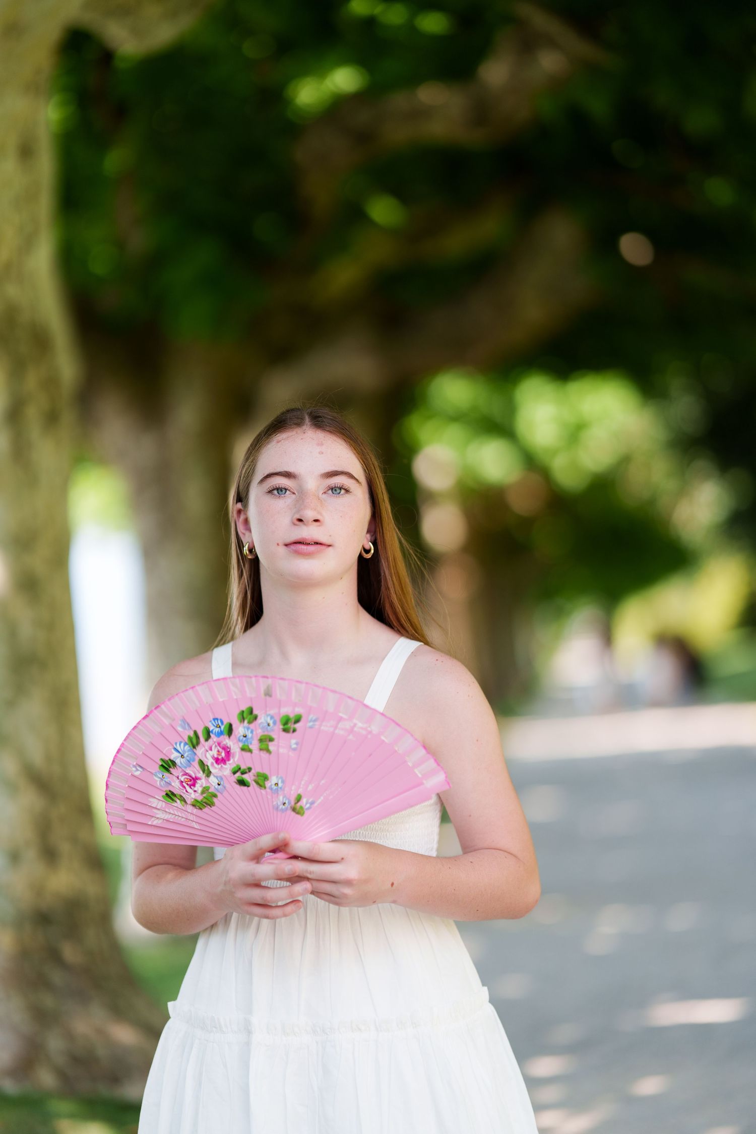 Elegant family portraits at Villa Melzi Lake Como