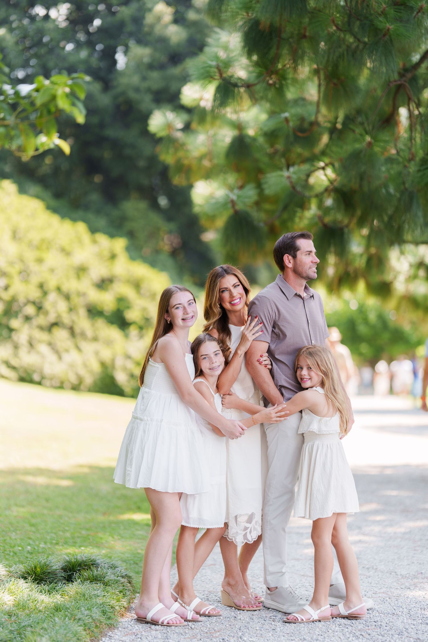Family photographer in Bellagio, Varenna and Lake Como