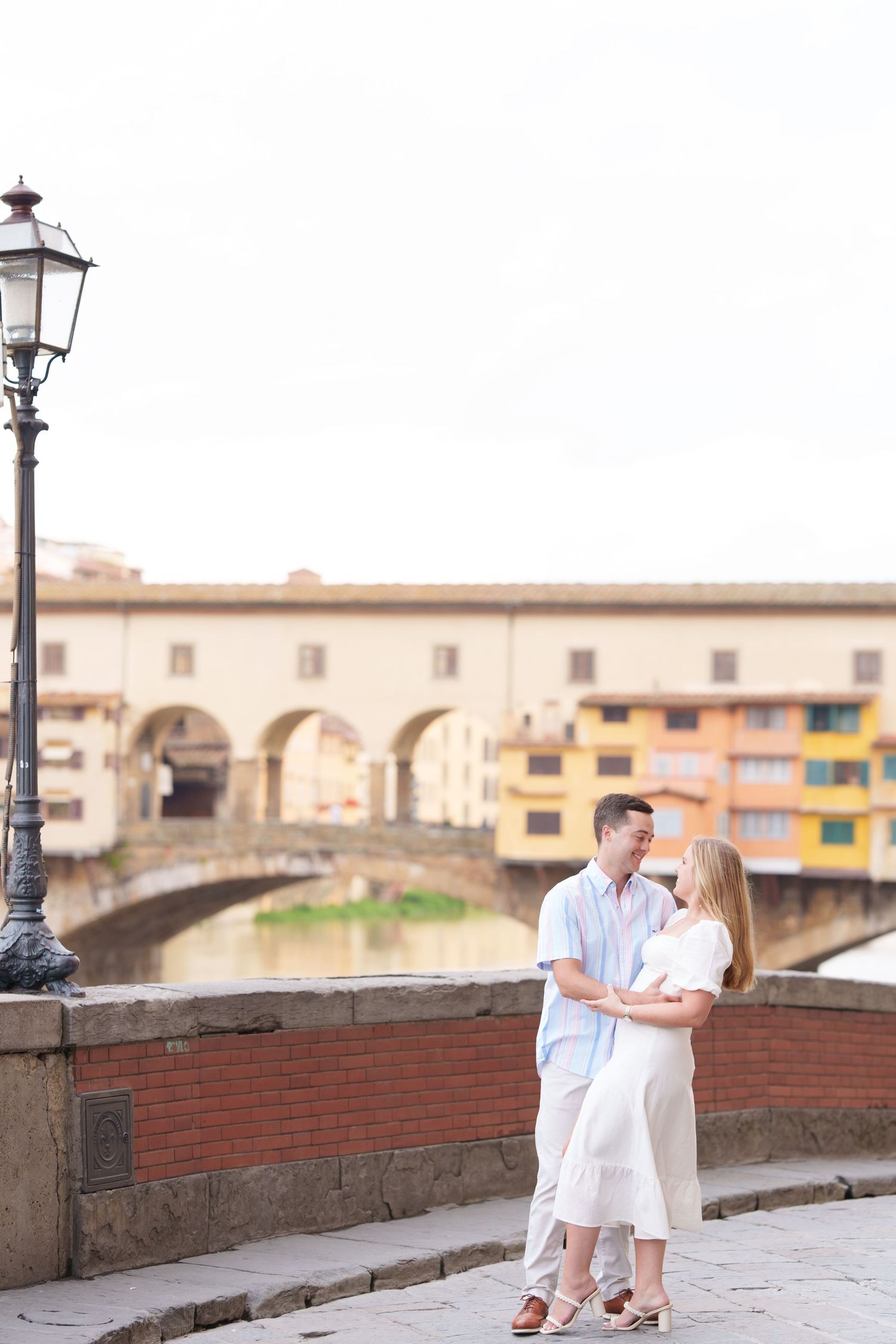 Couple photographer florence ponte vecchio