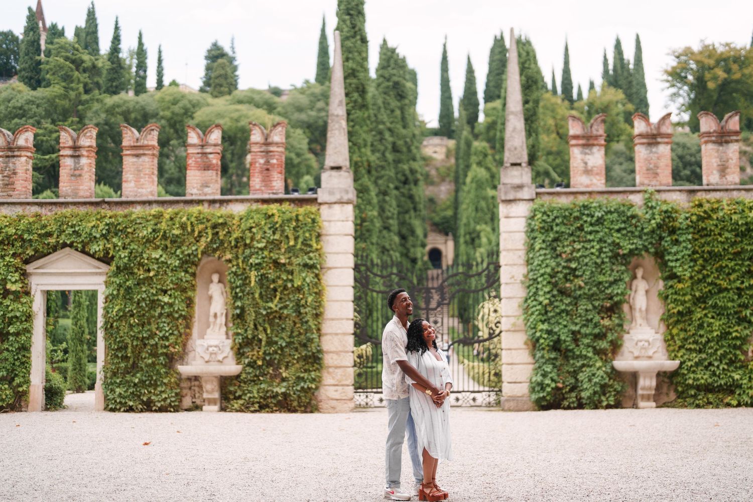 Happy engaged couple at Giardino Giusti Verona photographed by wedding photographer Italy Verona