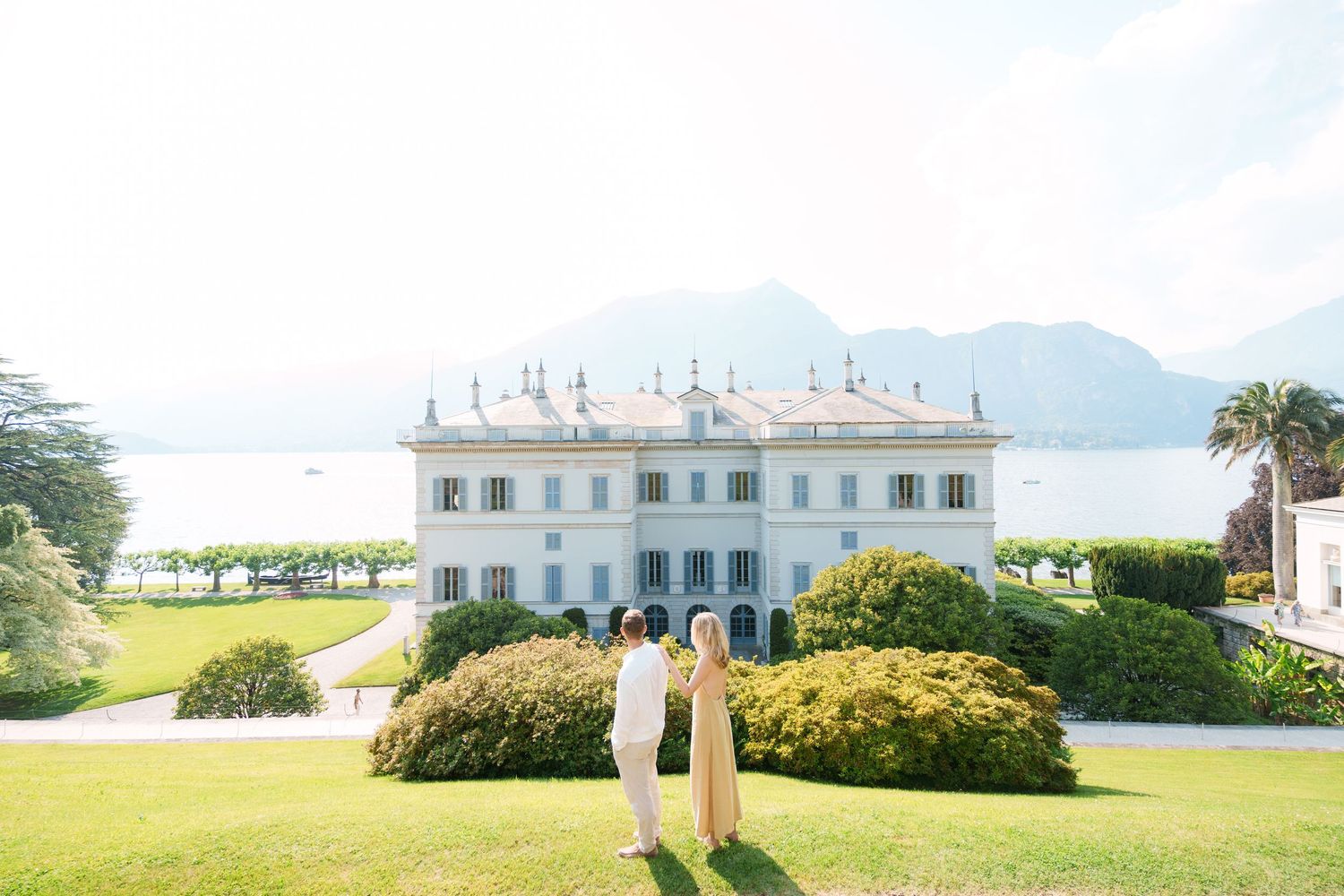 villa-melzi-couple-photographer-lake-como