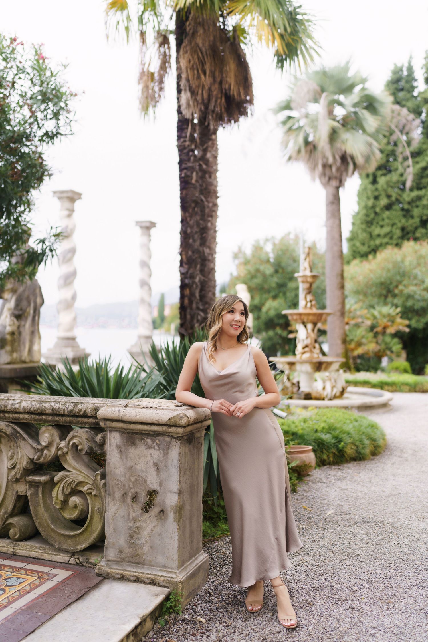 engagement photographer villa monastero