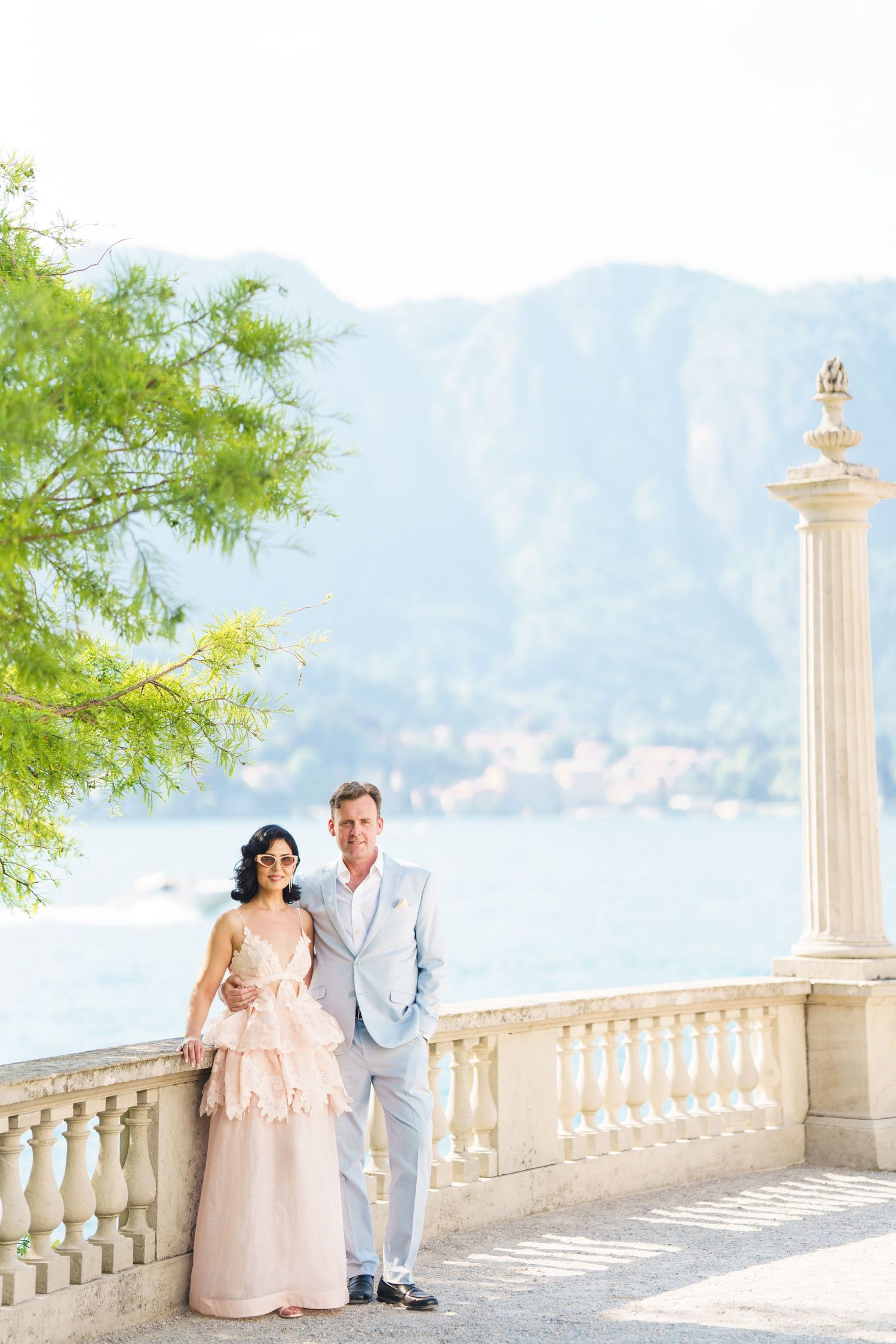 elegant couple photography bellagio italy lake view