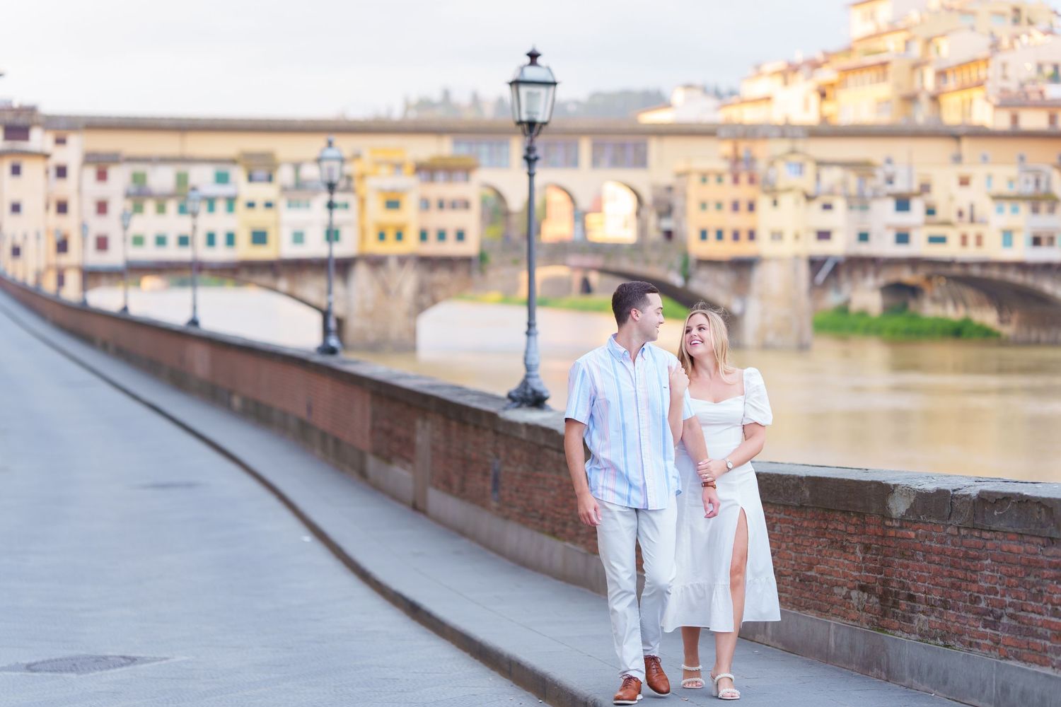 Couple photographer florence ponte vecchio