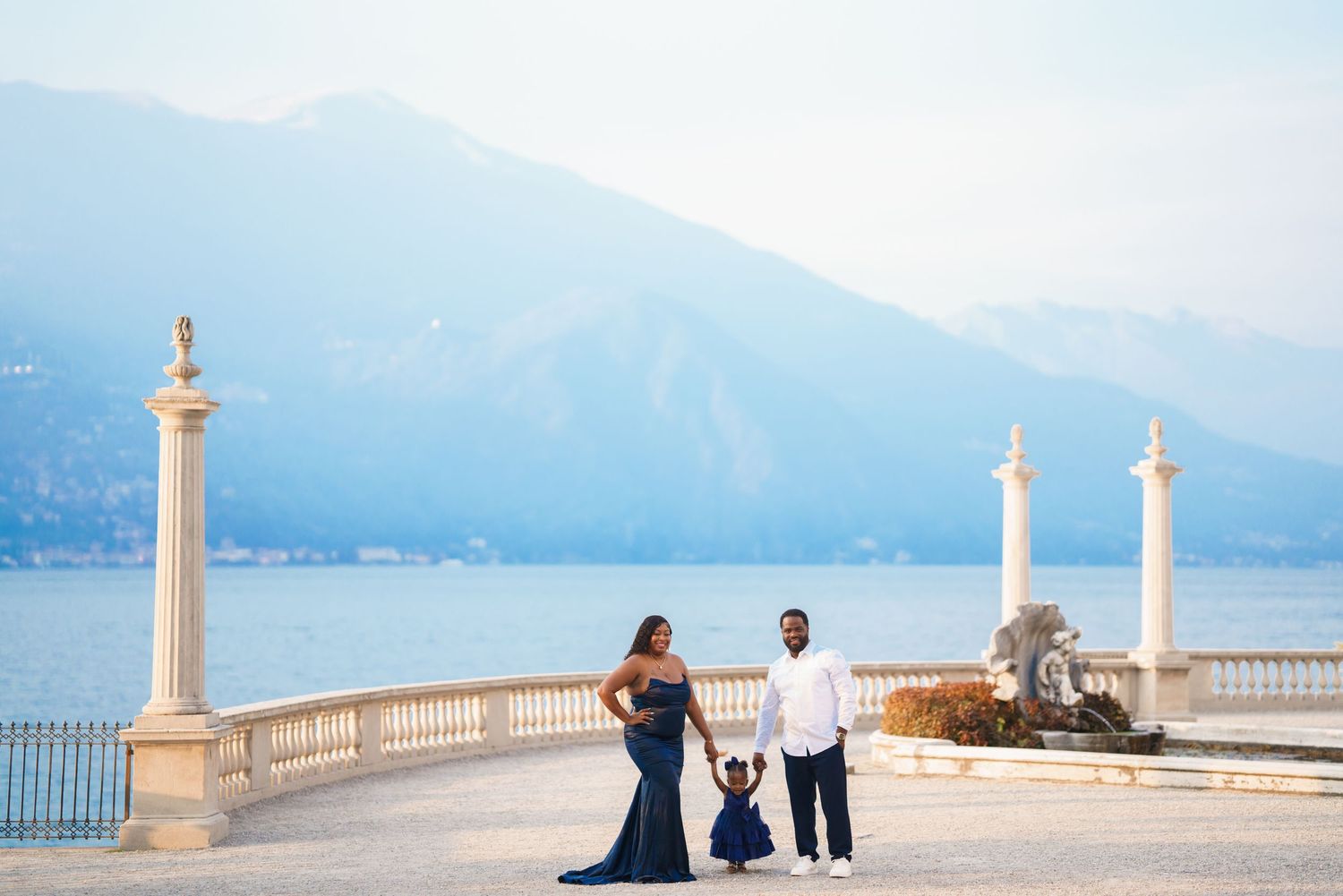 family photos lake como italy