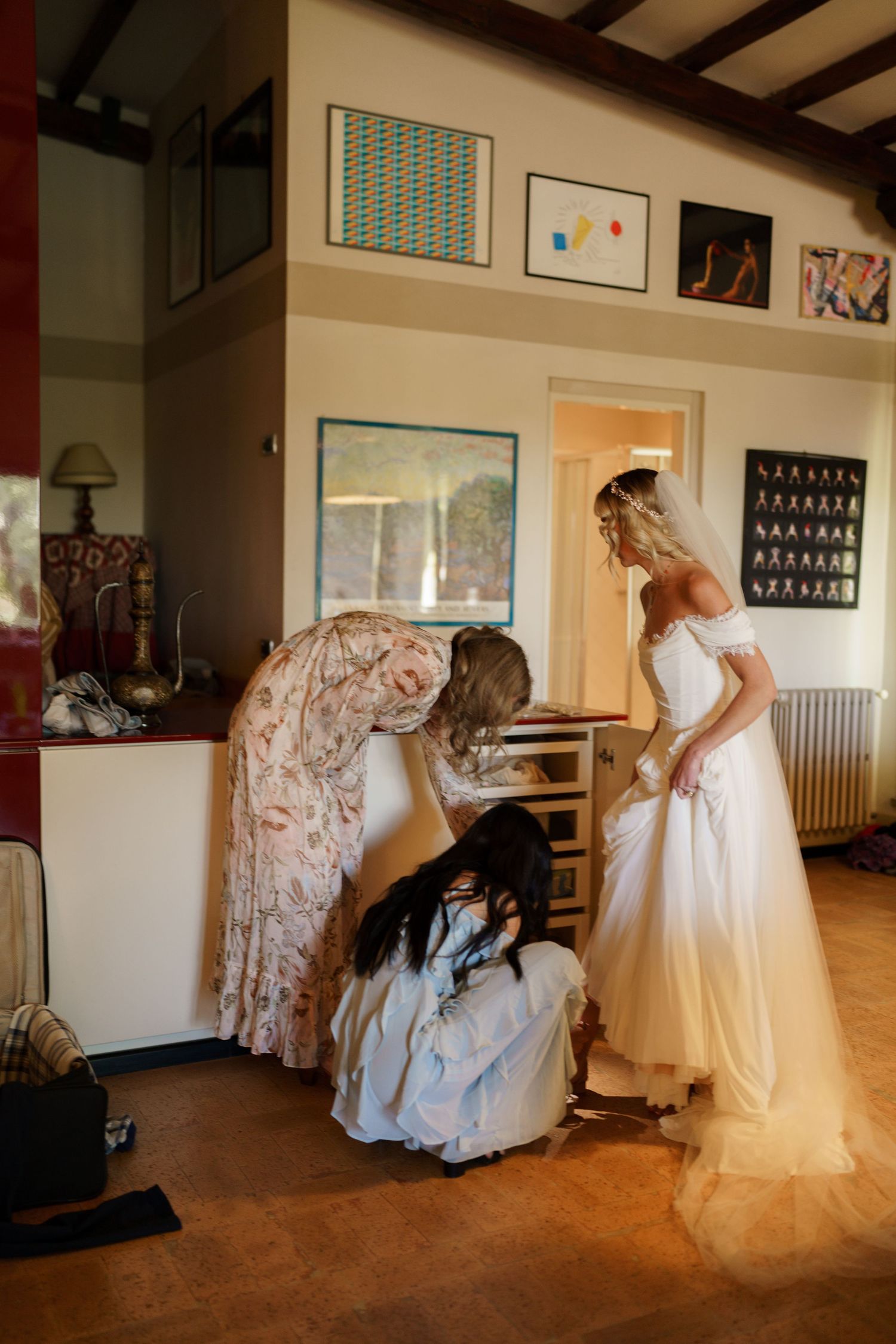 Italian lake wedding photographer