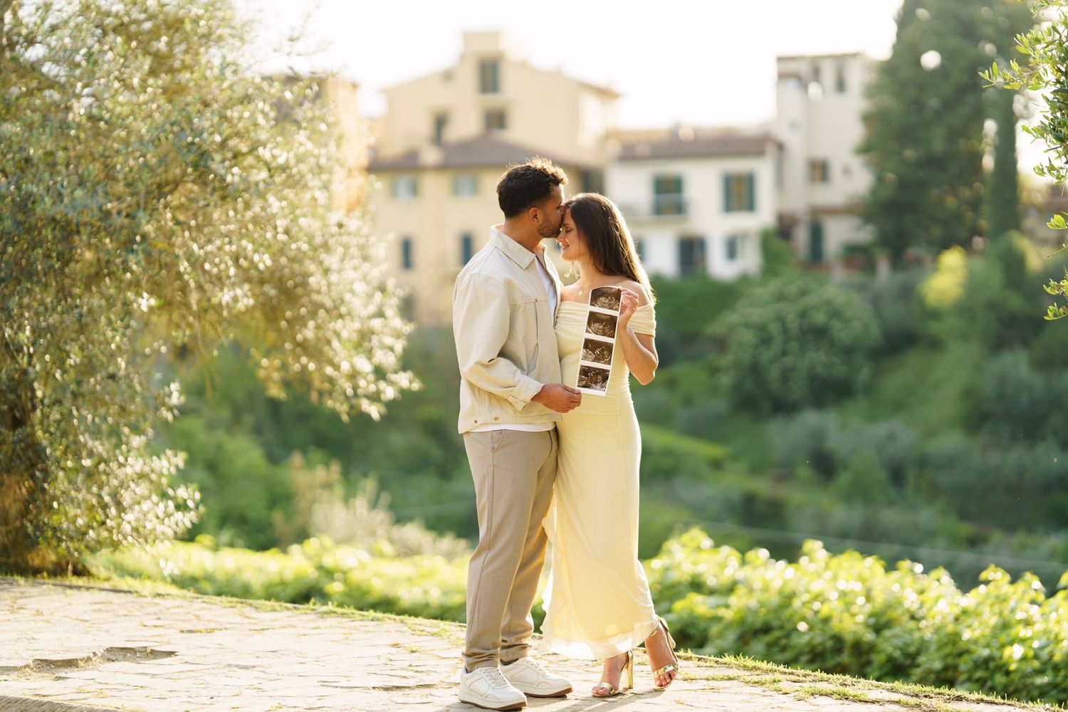 elegant maternity photographer Florence