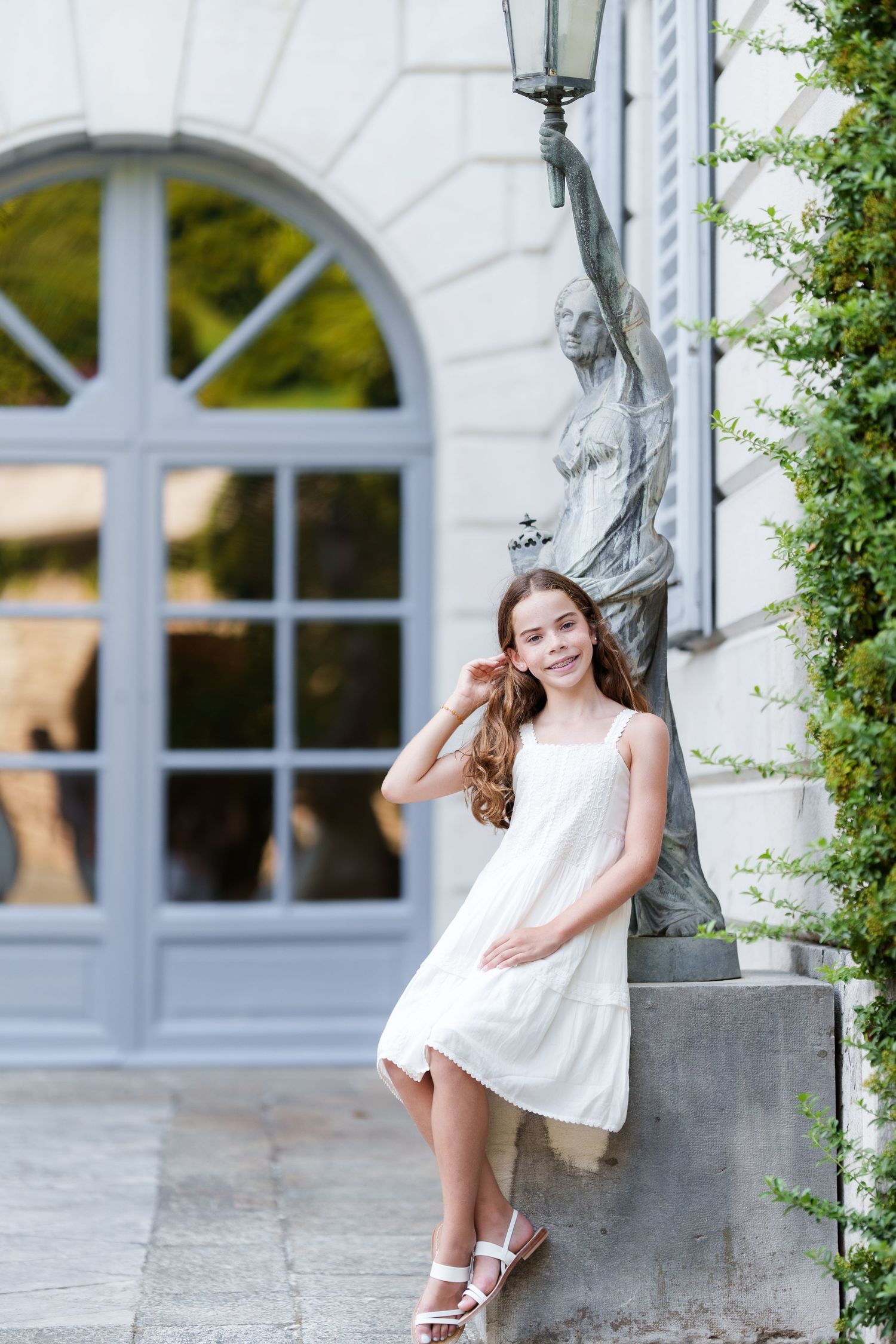 Elegant family portraits at Villa Melzi Lake Como