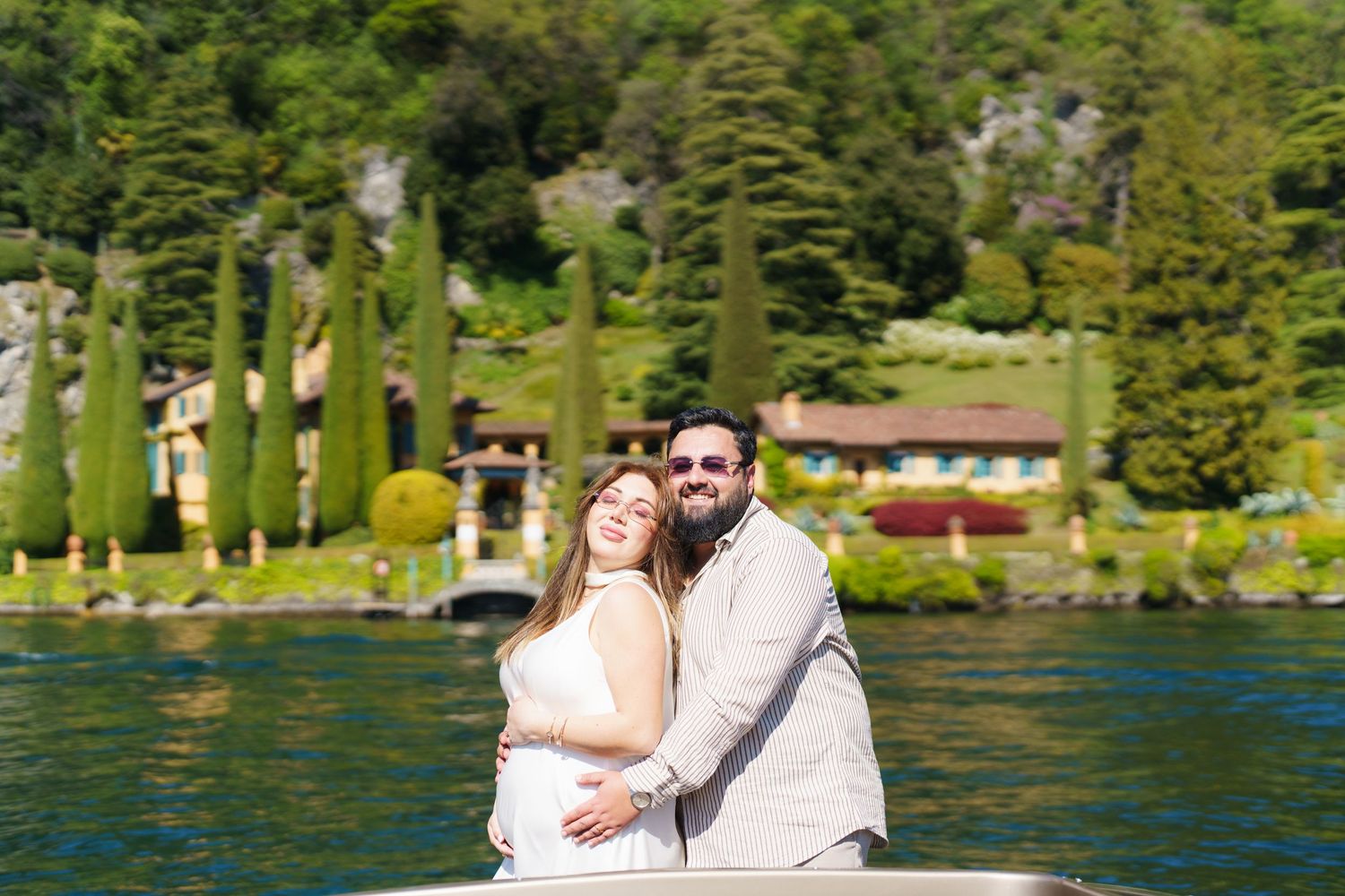 pregnancy photoshoot Lake Como Bellagio light airy style