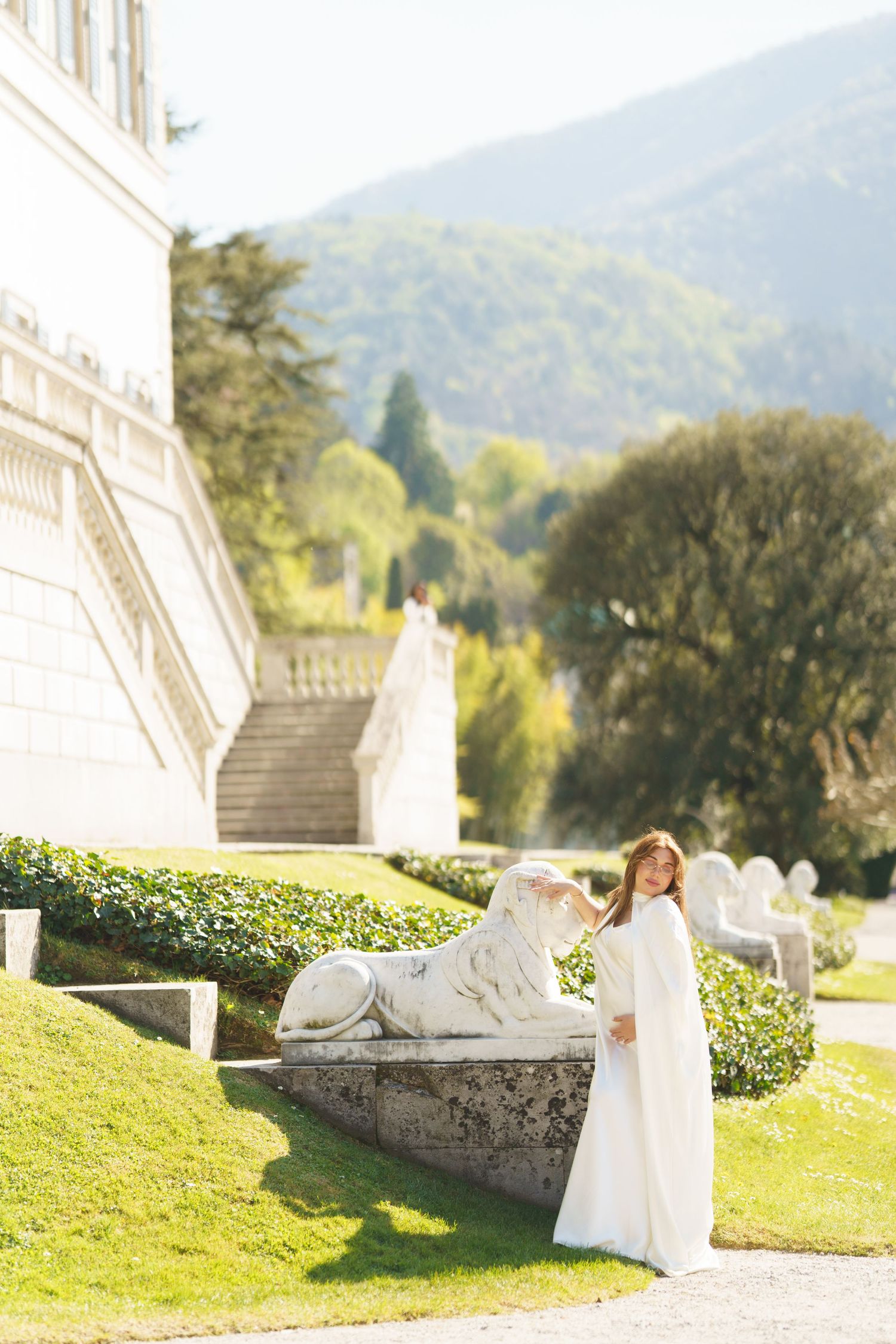 Bellagio photographer Villa Melzi maternity photoshoot Lake Como