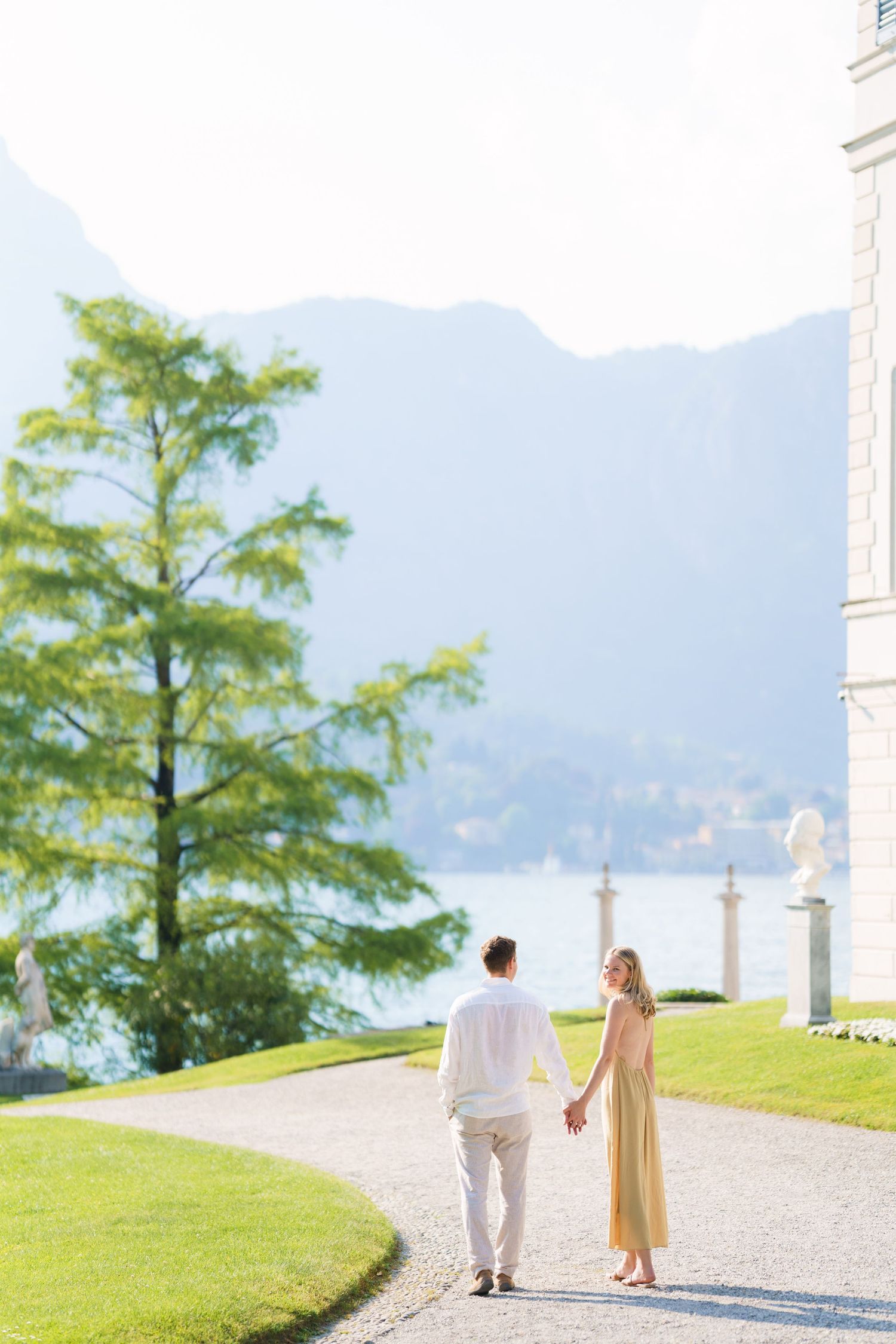villa-melzi-couple-photographer-lake-como