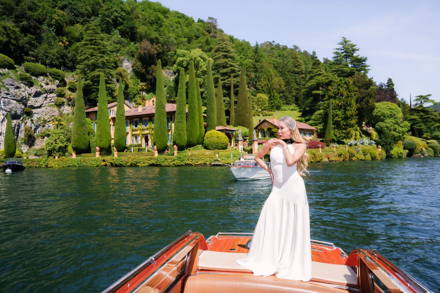 Luxury photographer Italy Como Lake creating editorial style portraits in Menaggio and Bellagio