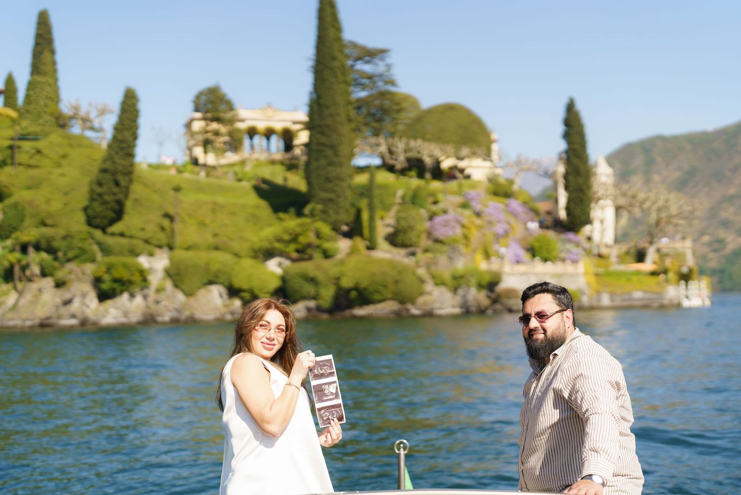 pregnancy photoshoot Lake Como Bellagio light airy style