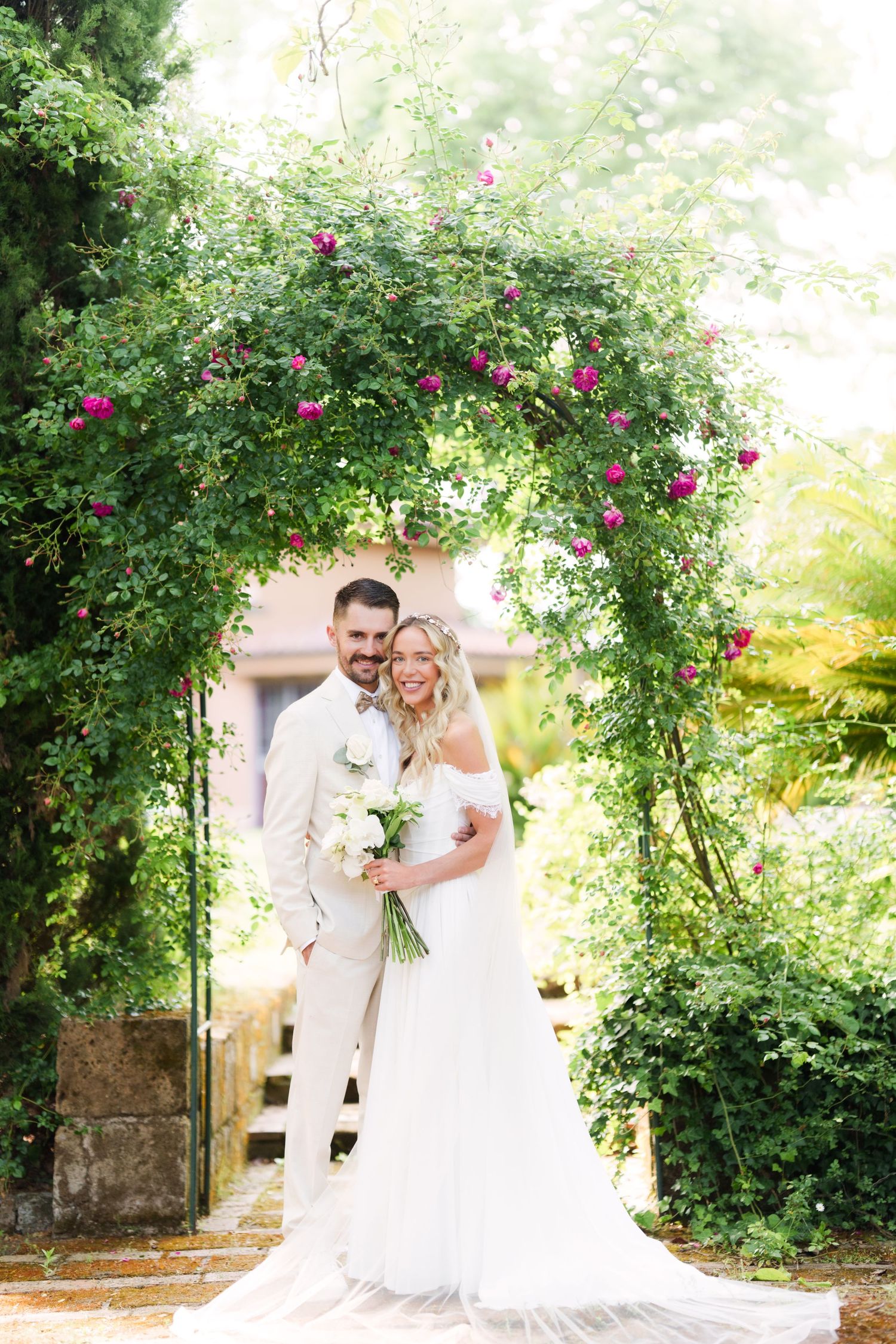 light and airy wedding photographer Italy