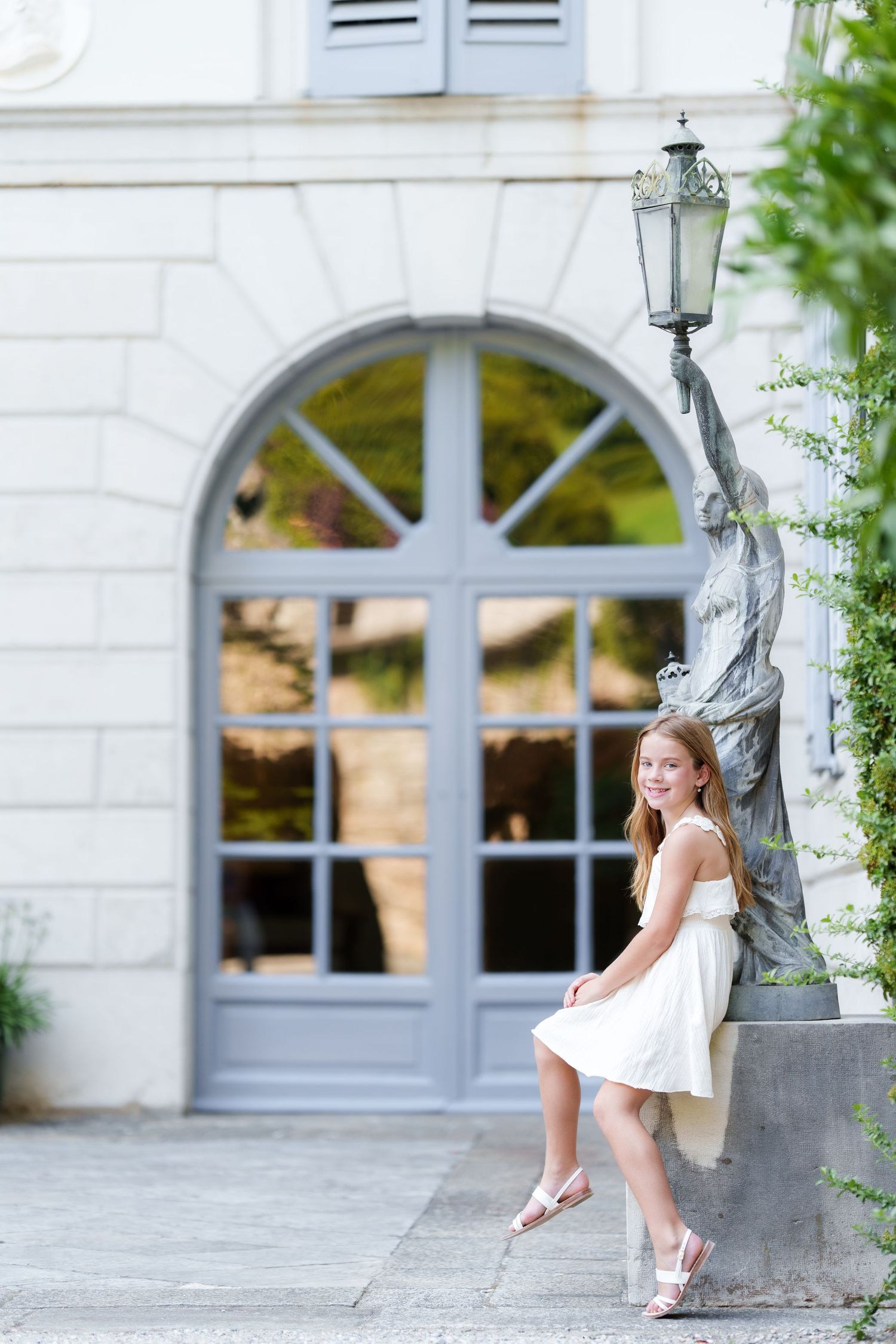 Elegant family portraits at Villa Melzi Lake Como