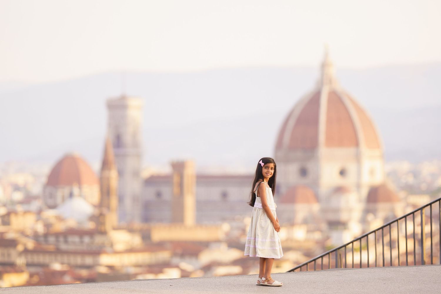 Florence family photographer at sunrise