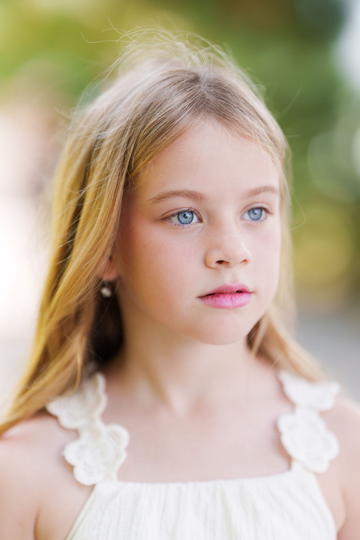 Family photographer in Bellagio, Varenna and Lake Como