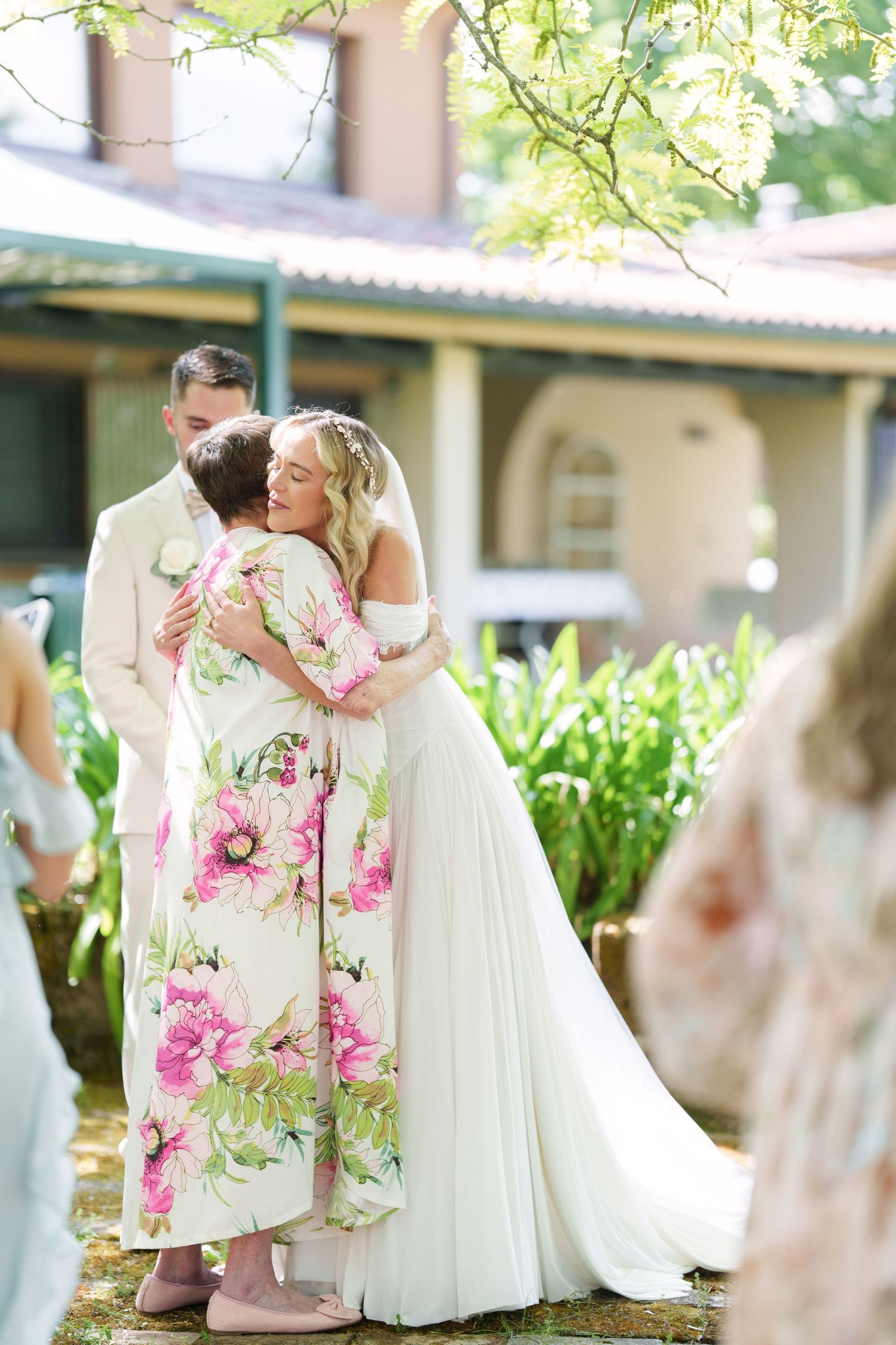 Italian lake wedding photographer