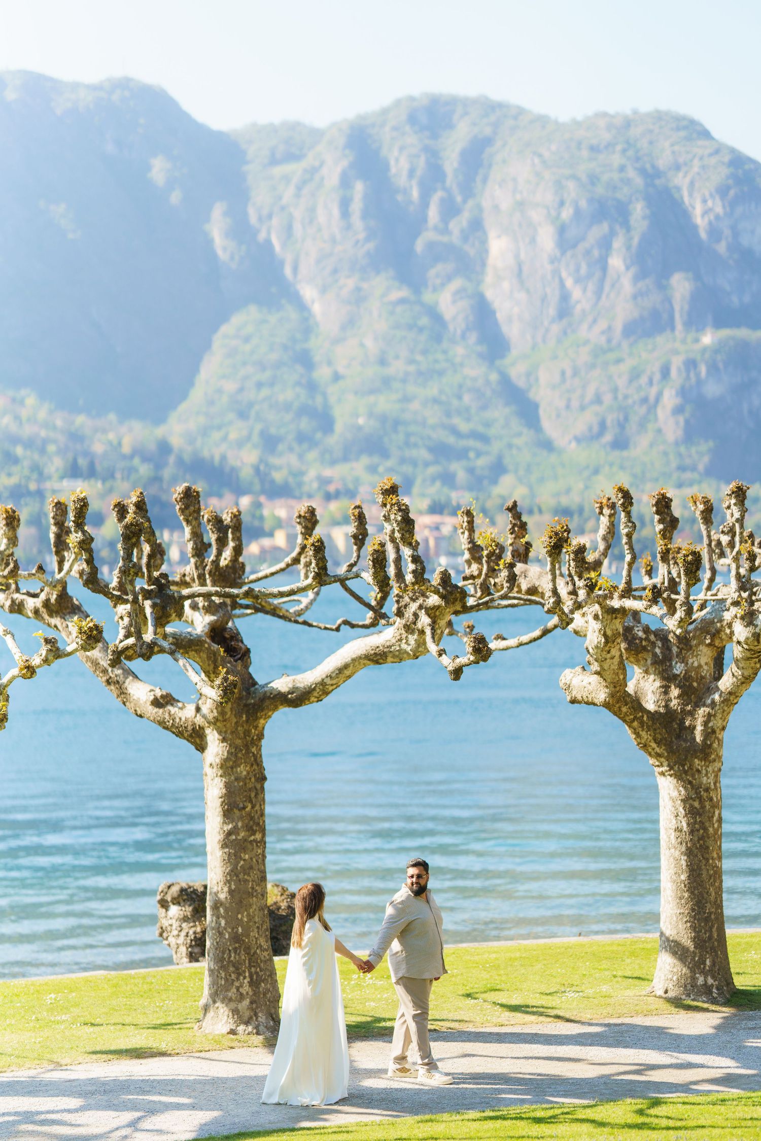 Bellagio photographer Villa Melzi maternity photoshoot Lake Como