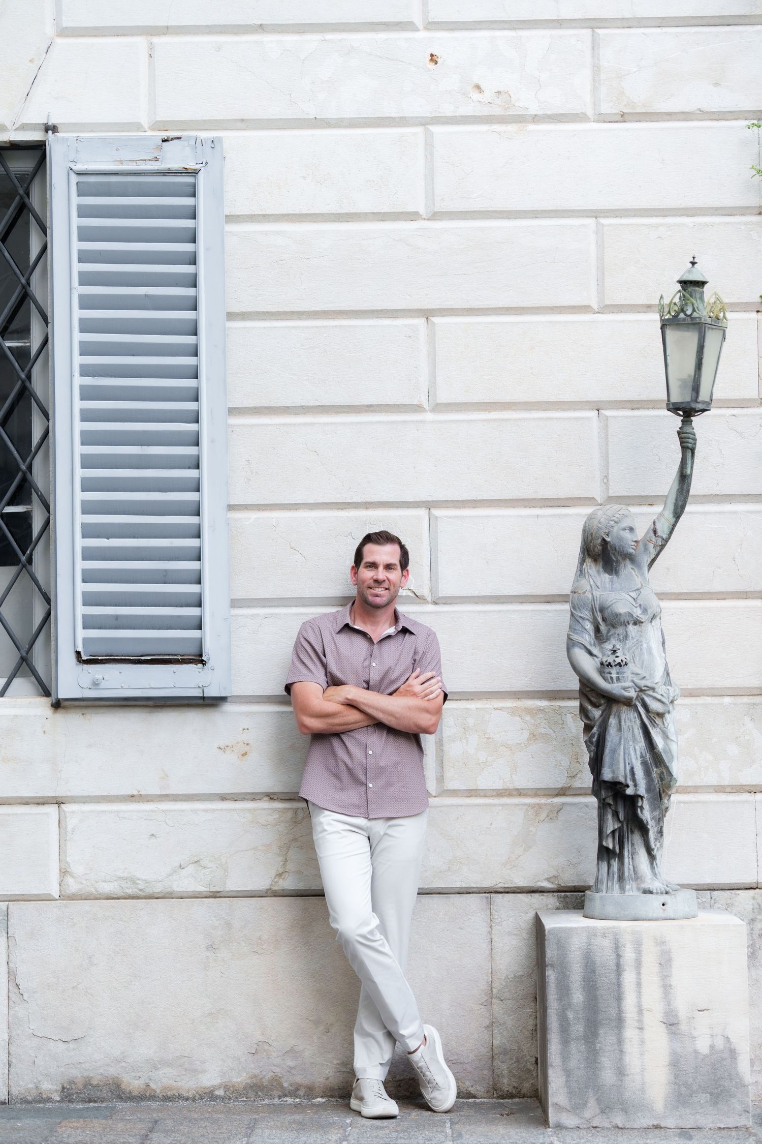 Elegant family portraits at Villa Melzi Lake Como