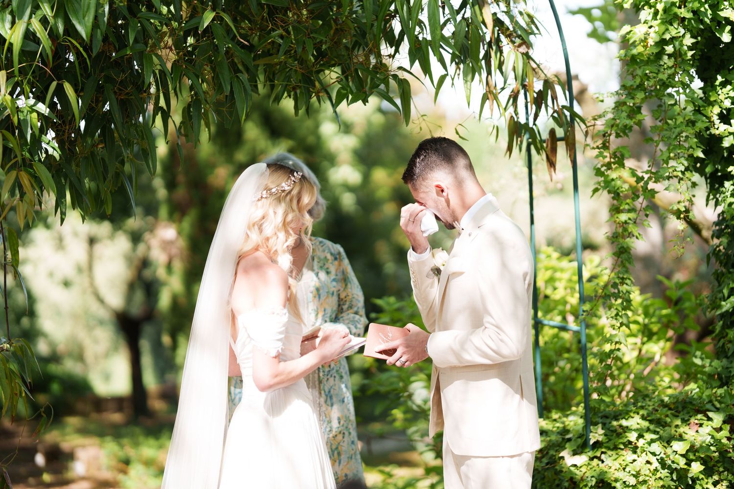 Italian lake wedding photographer
