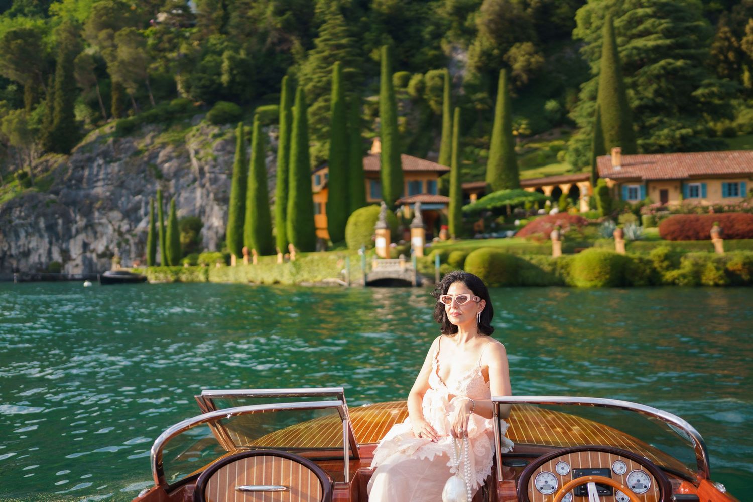 luxury lake como photographer classic wooden boat