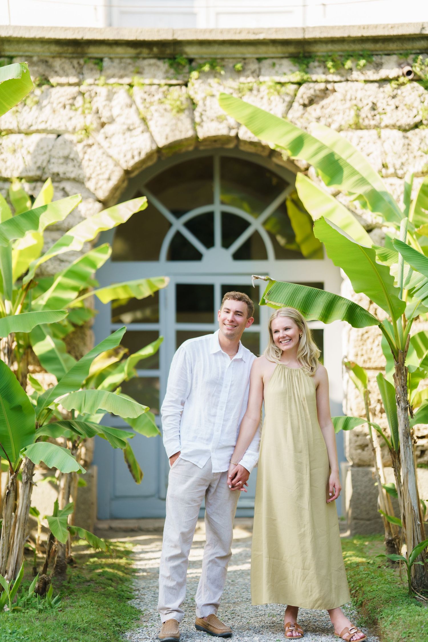 villa-melzi-bellagio-engagement-session-lake-como