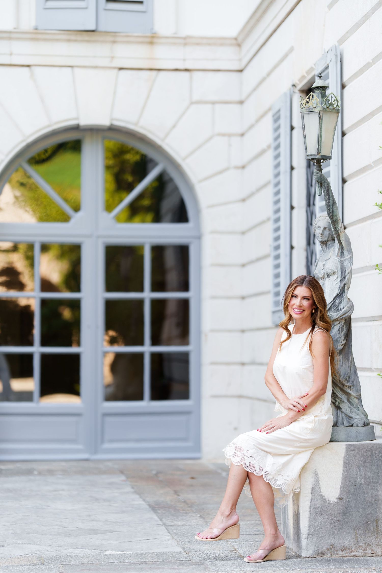 Elegant family portraits at Villa Melzi Lake Como