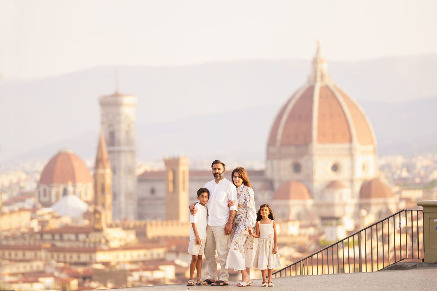 Florence family photographer at sunrise