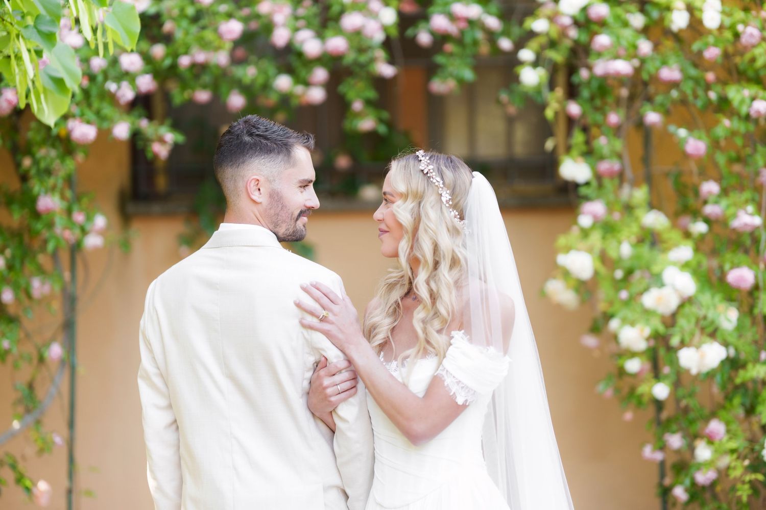 light and airy wedding photographer Italy