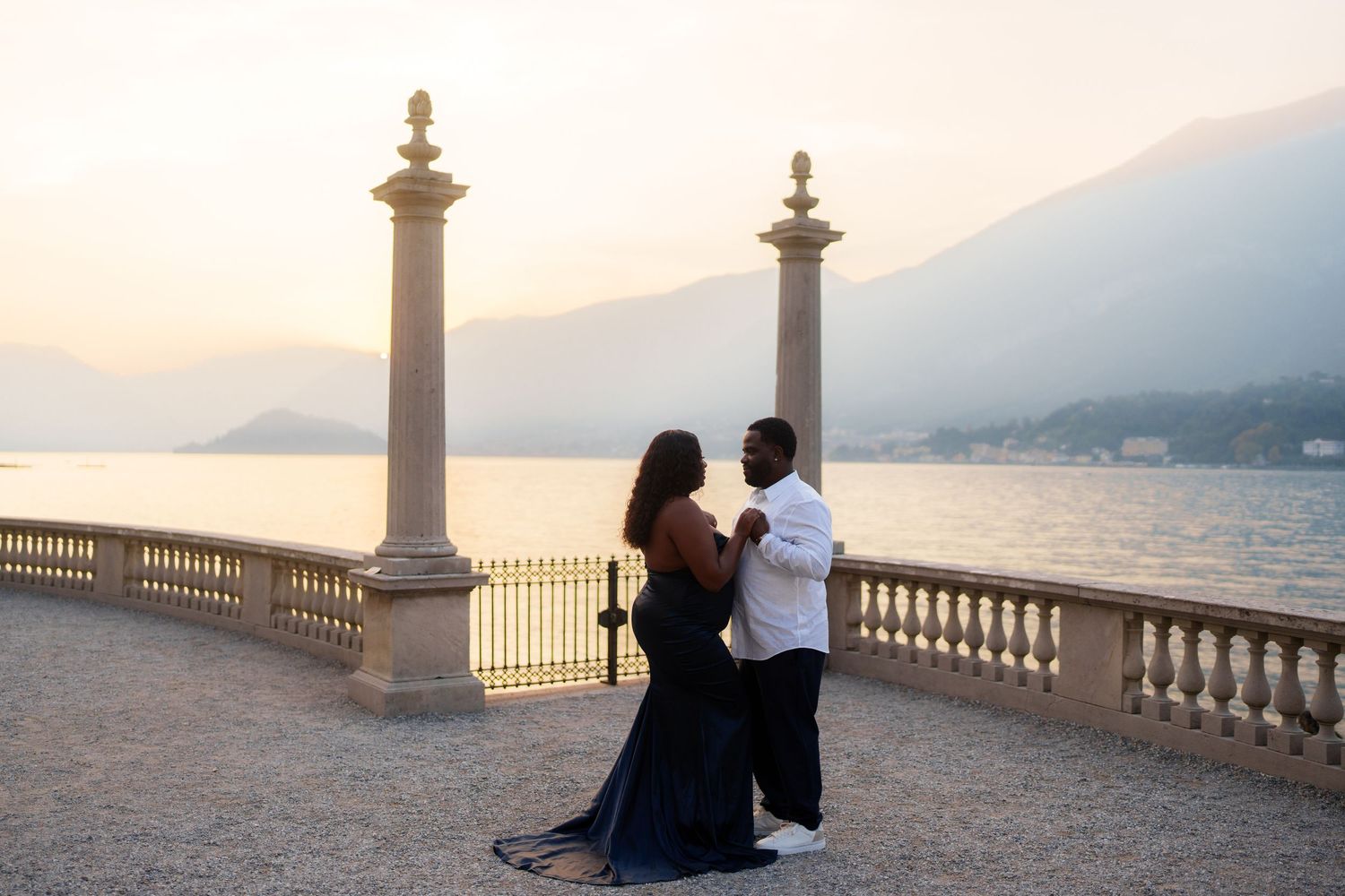 family photos lake como italy