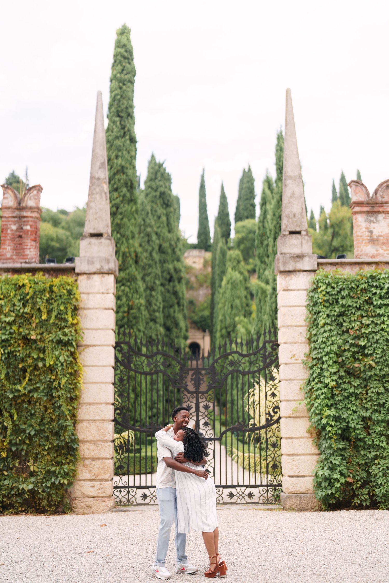Happy engaged couple at Giardino Giusti Verona photographed by wedding photographer Italy Verona