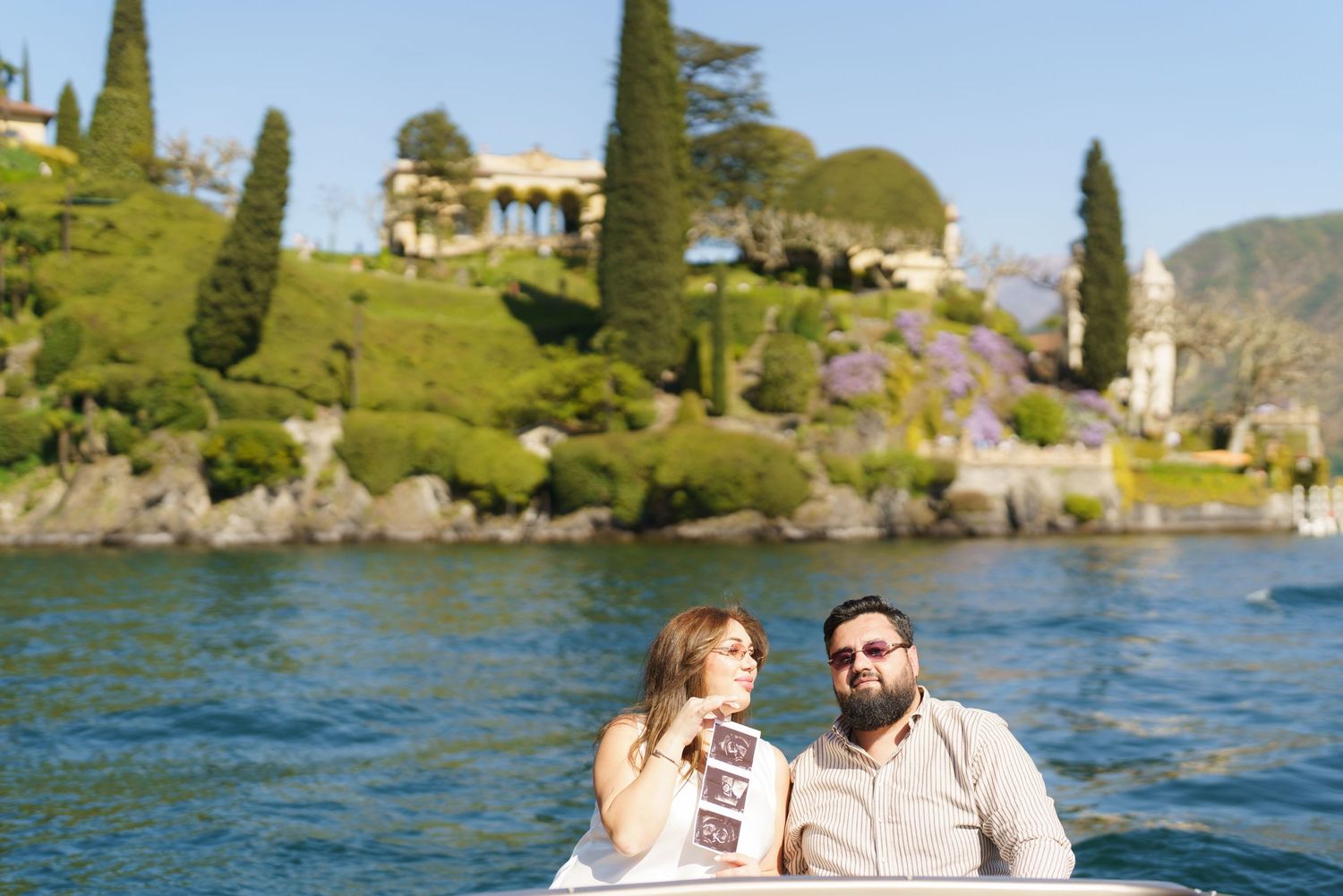pregnancy photoshoot Lake Como Bellagio light airy style