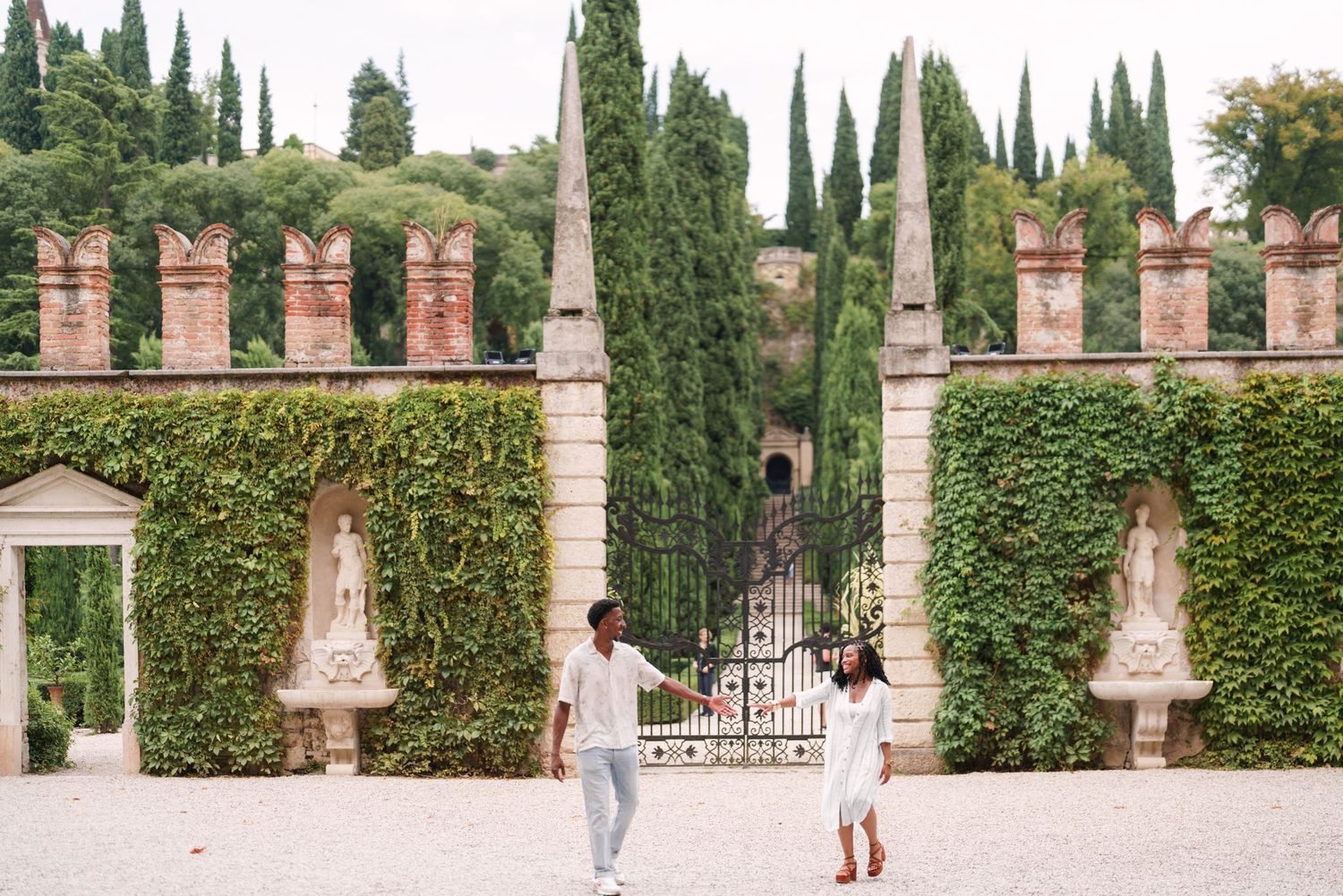 Happy engaged couple at Giardino Giusti Verona photographed by wedding photographer Italy Verona