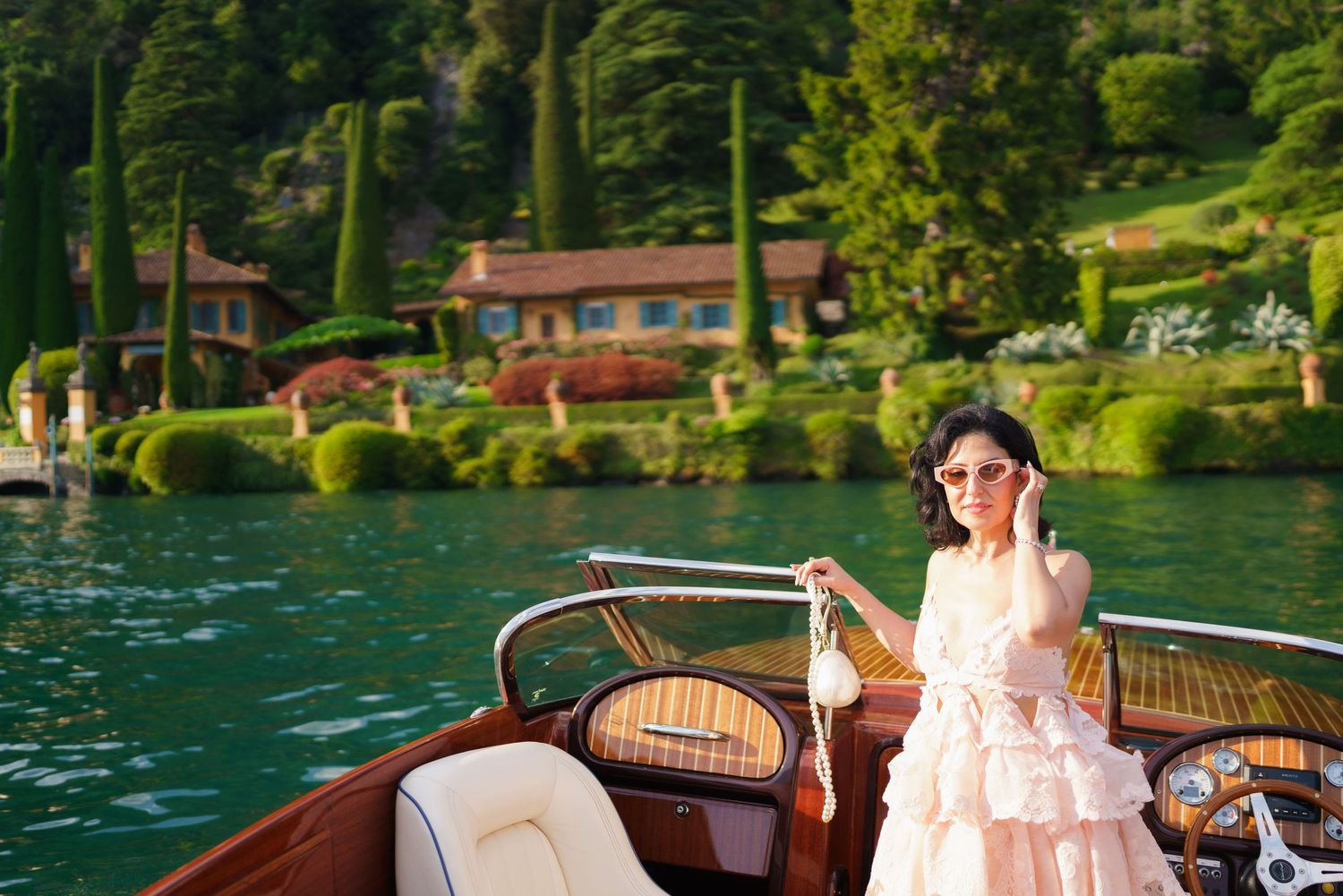 luxury lake como photographer classic wooden boat