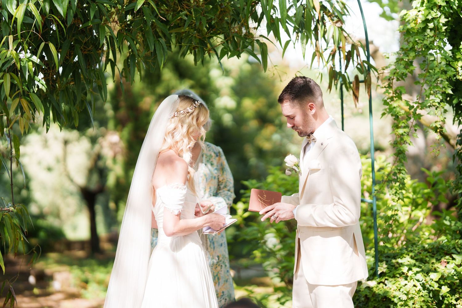 Italian lake wedding photographer