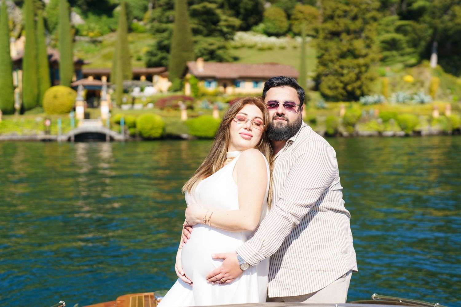 Lake Como photographer Bellagio maternity and couple photoshoot