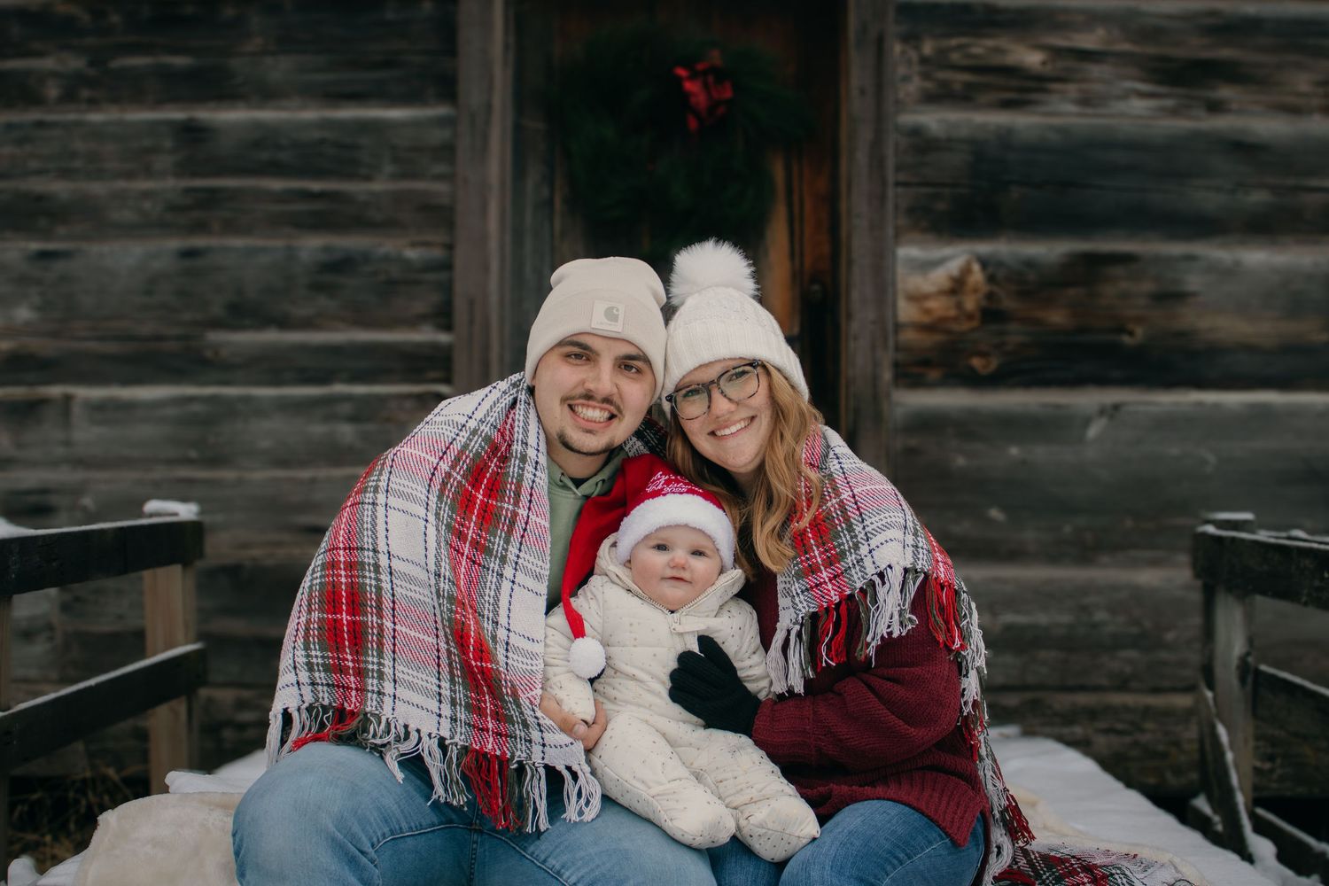 family mini session Christmas seasonal family photos