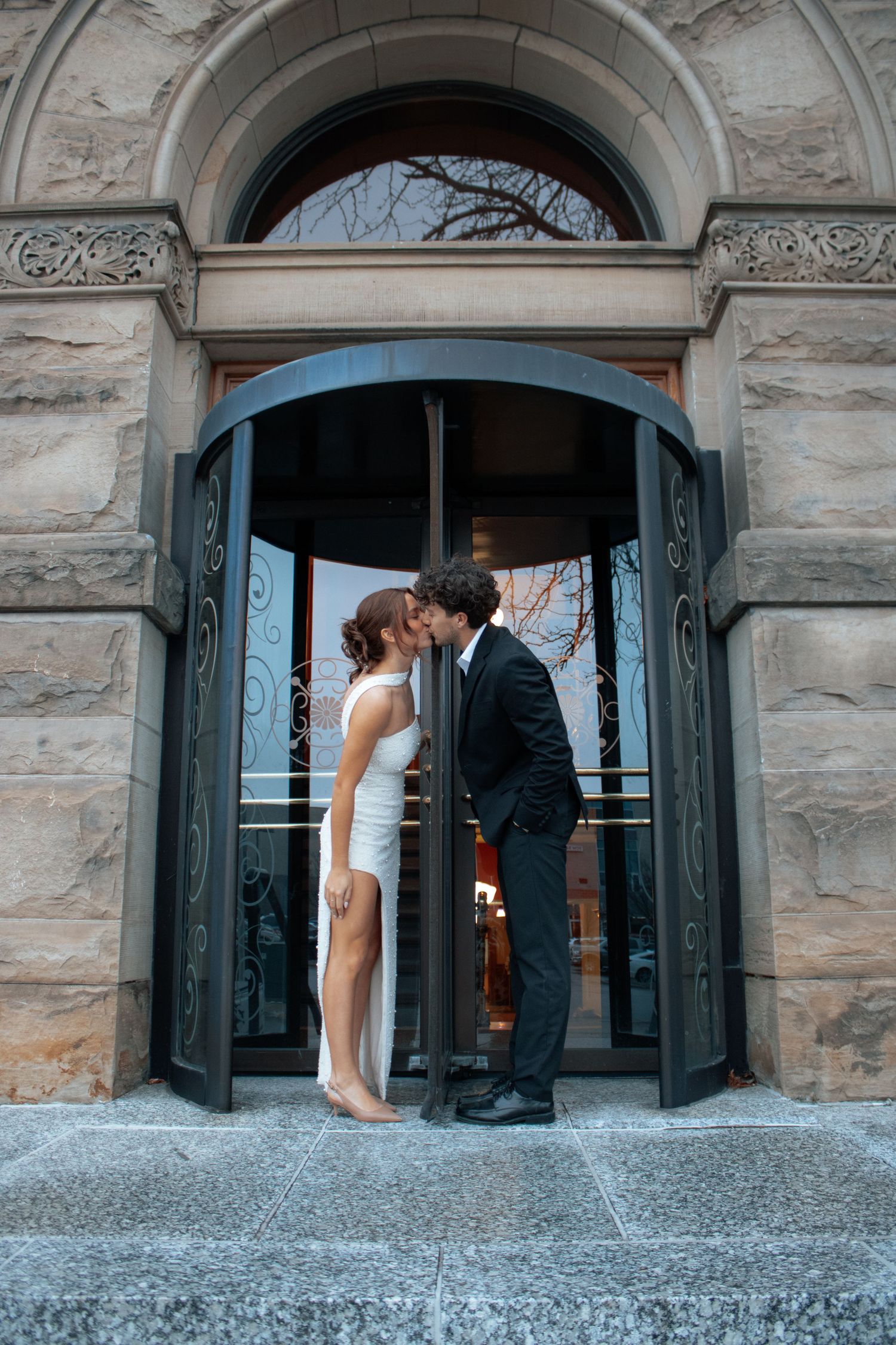 Engagement couple wedding photos/photographer