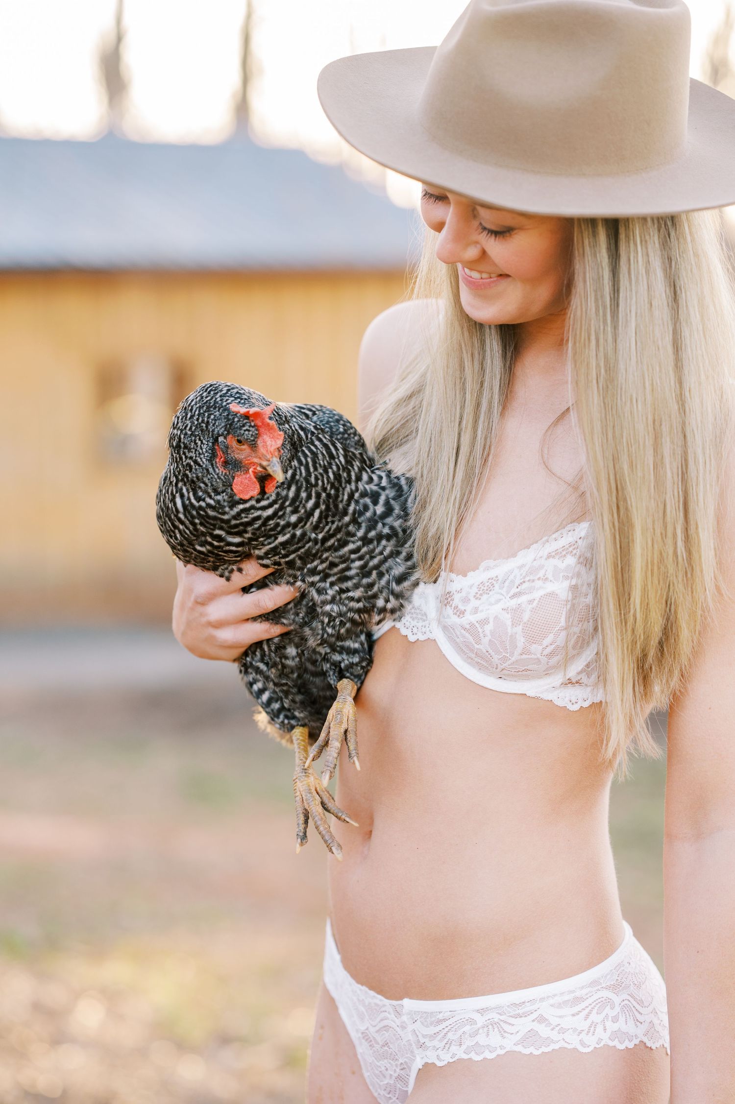 Outdoor boudoir photographer in Georgia