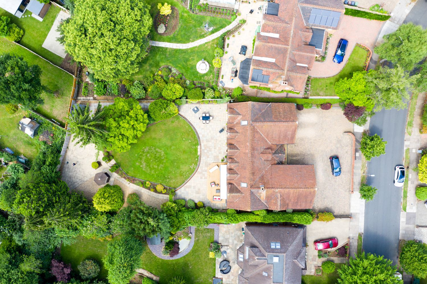 Aerial real estate photography of a luxury mansion in St Albans, Hertfordshire.