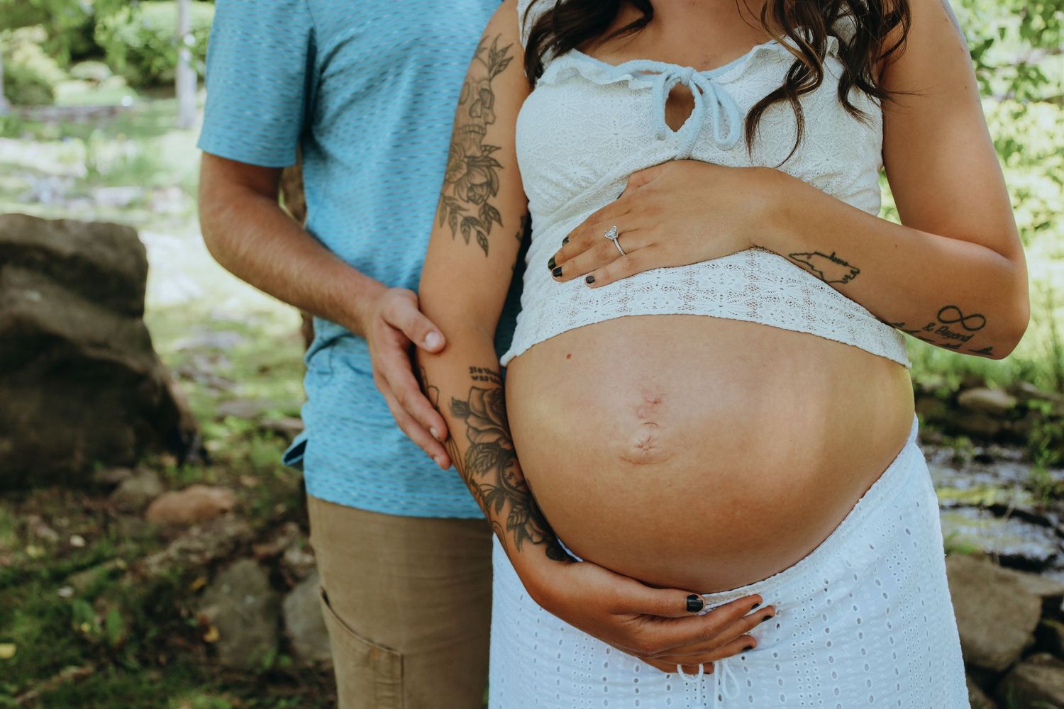 Intimate Country Maternity Session