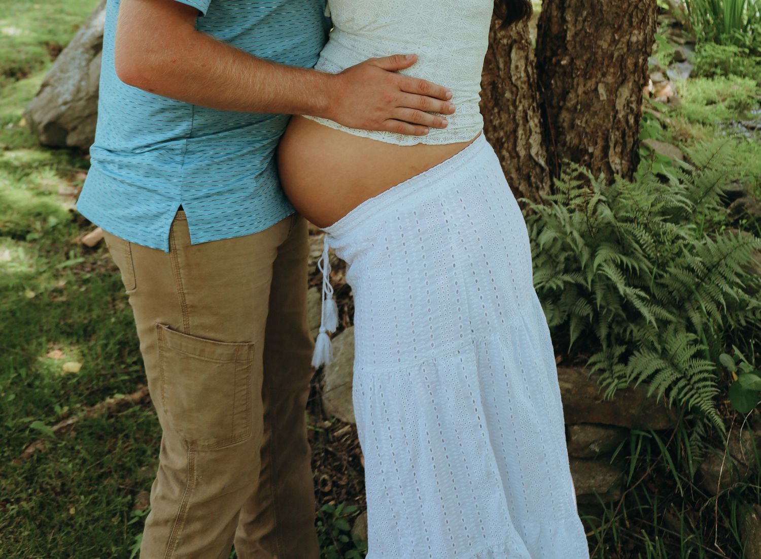 Intimate Country Maternity Session