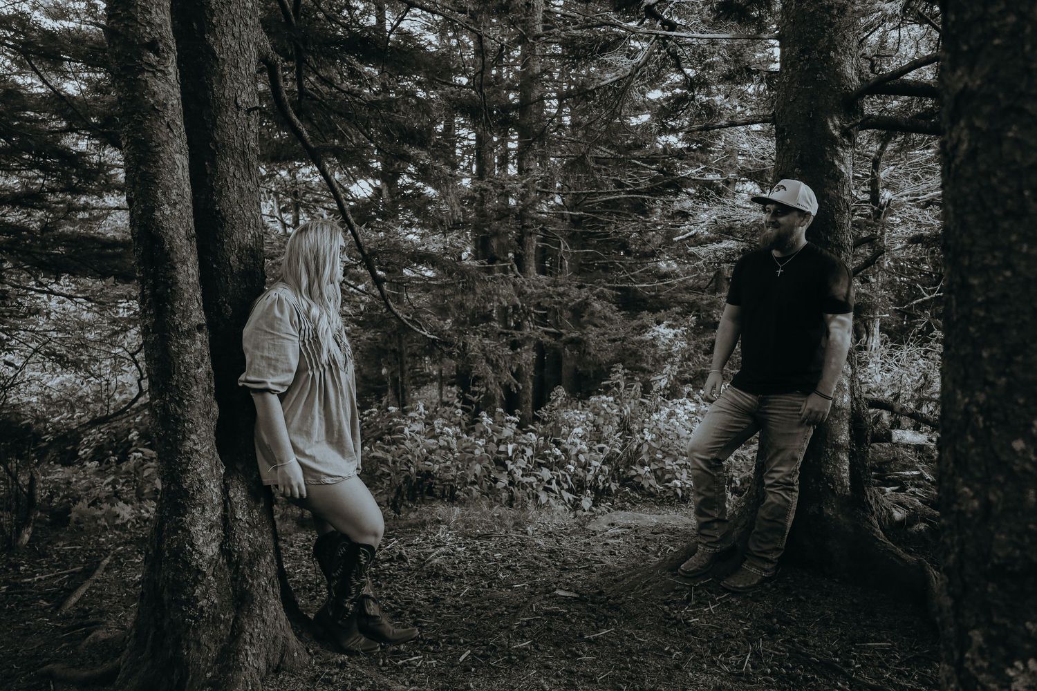 Creative Couples Photos- Black and White