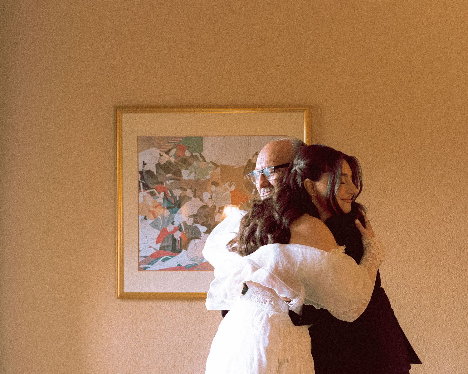 bride hugging  her father at Old Mill Toronto fall wedding