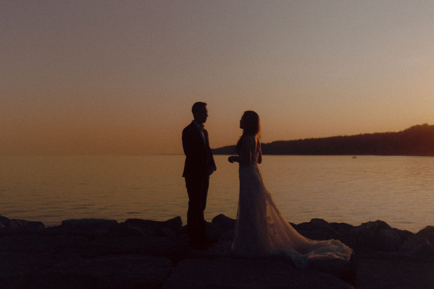 Asian couple wedding shoot at Kensington Market and Scarborough Bluffs with emotional sunset vow reading, candid, romantic, Toronto-based
